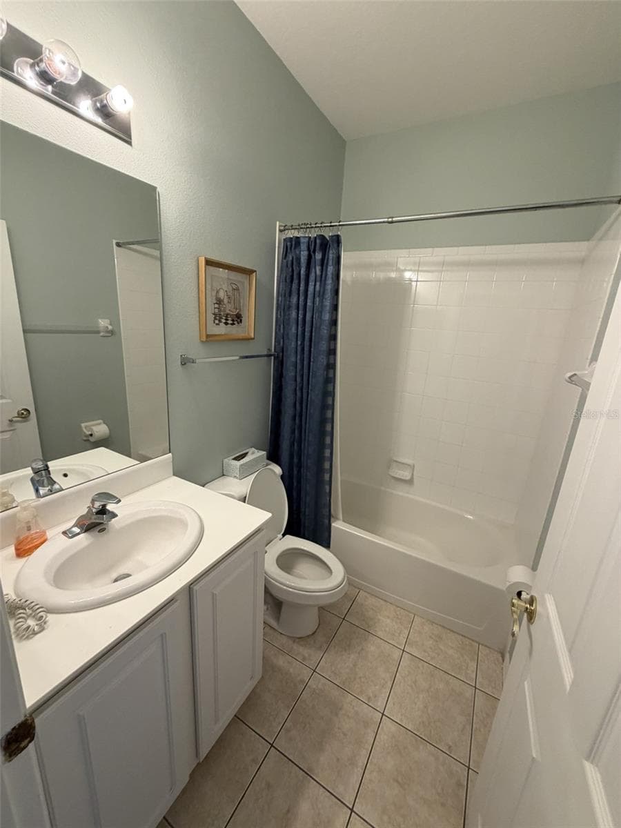 Single Family Residence at 356 LAKE CASSIDY DR, POINCIANA, photo 17 of 19