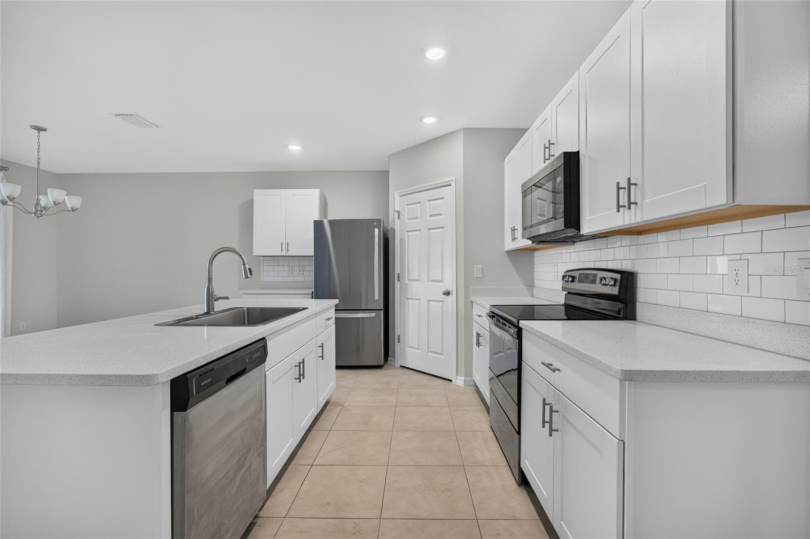 Single Family Residence at 26610 BARRANQUILLA AVE, PUNTA GORDA, photo 10 of 39