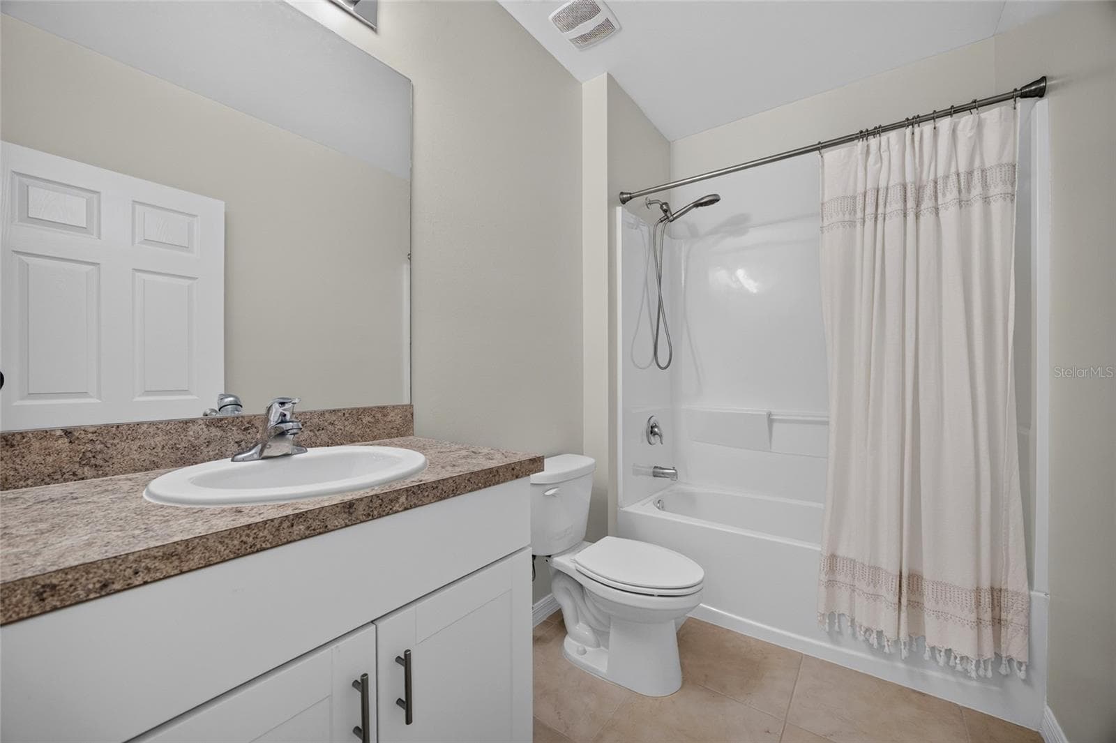 Single Family Residence at 26610 BARRANQUILLA AVE, PUNTA GORDA, photo 21 of 39