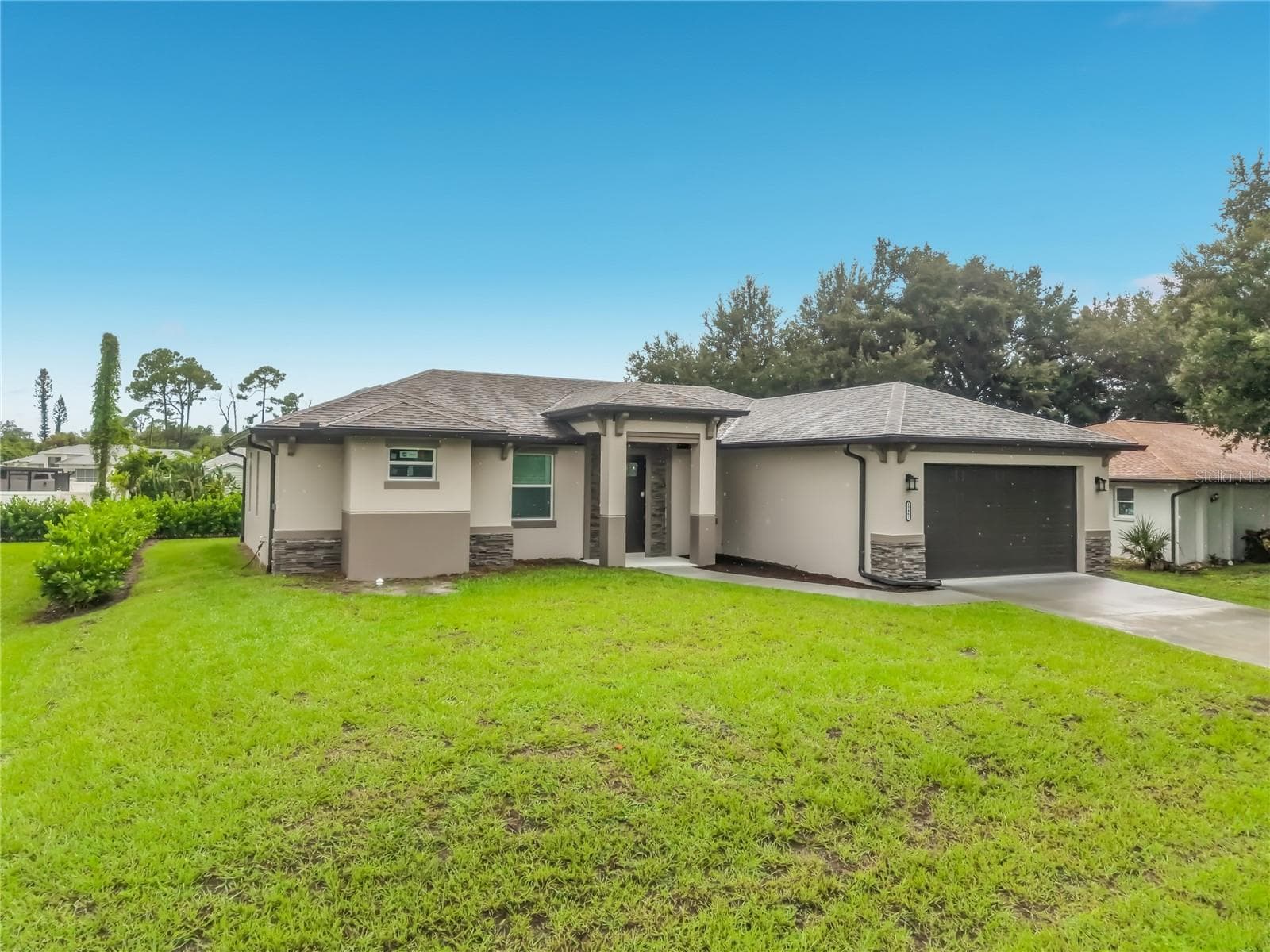 Single Family Residence at 18467 MORRISSON AVE, PORT CHARLOTTE, photo 4 of 48