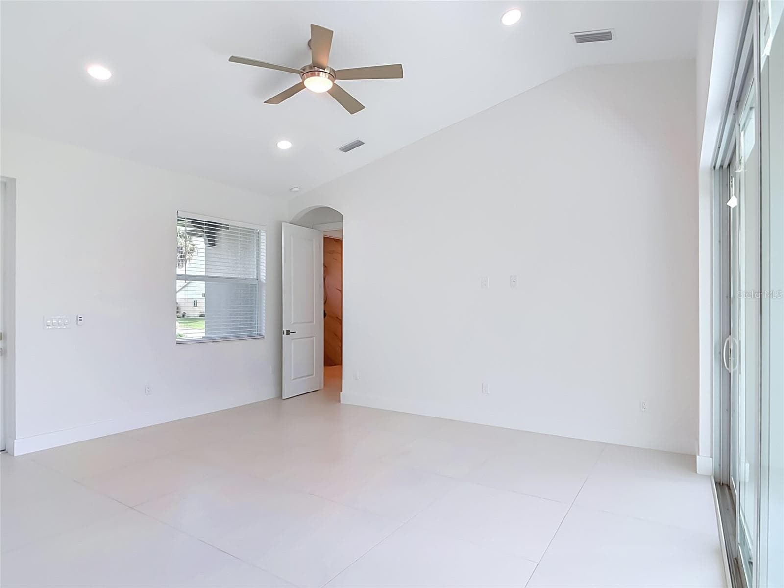 Single Family Residence at 18467 MORRISSON AVE, PORT CHARLOTTE, photo 8 of 48
