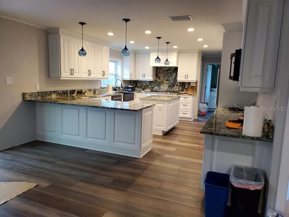 Single Family Residence at PONDEROSA 2ND ADD, BRANDON, photo 3 of 7