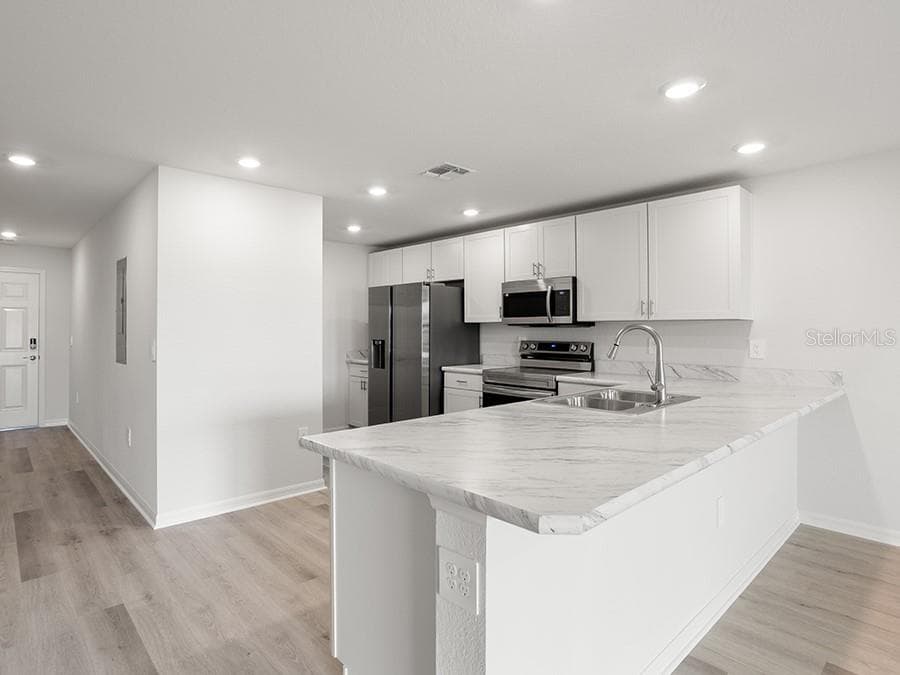 Townhouse at 113 NEMO LN, WINTER HAVEN, photo 11 of 20