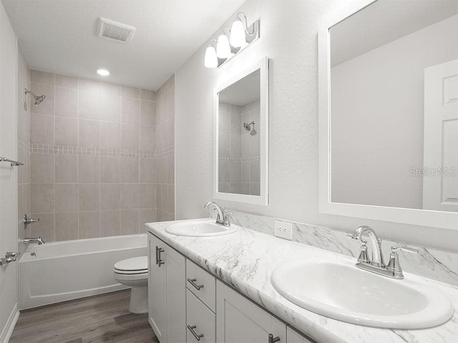 Townhouse at 113 NEMO LN, WINTER HAVEN, photo 19 of 20