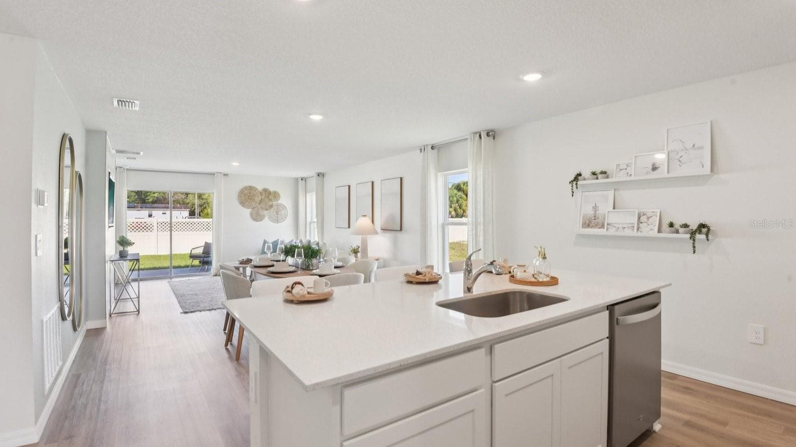 Single Family Residence at 12019 ISLE ROYALE DR, HUDSON, photo 13 of 25