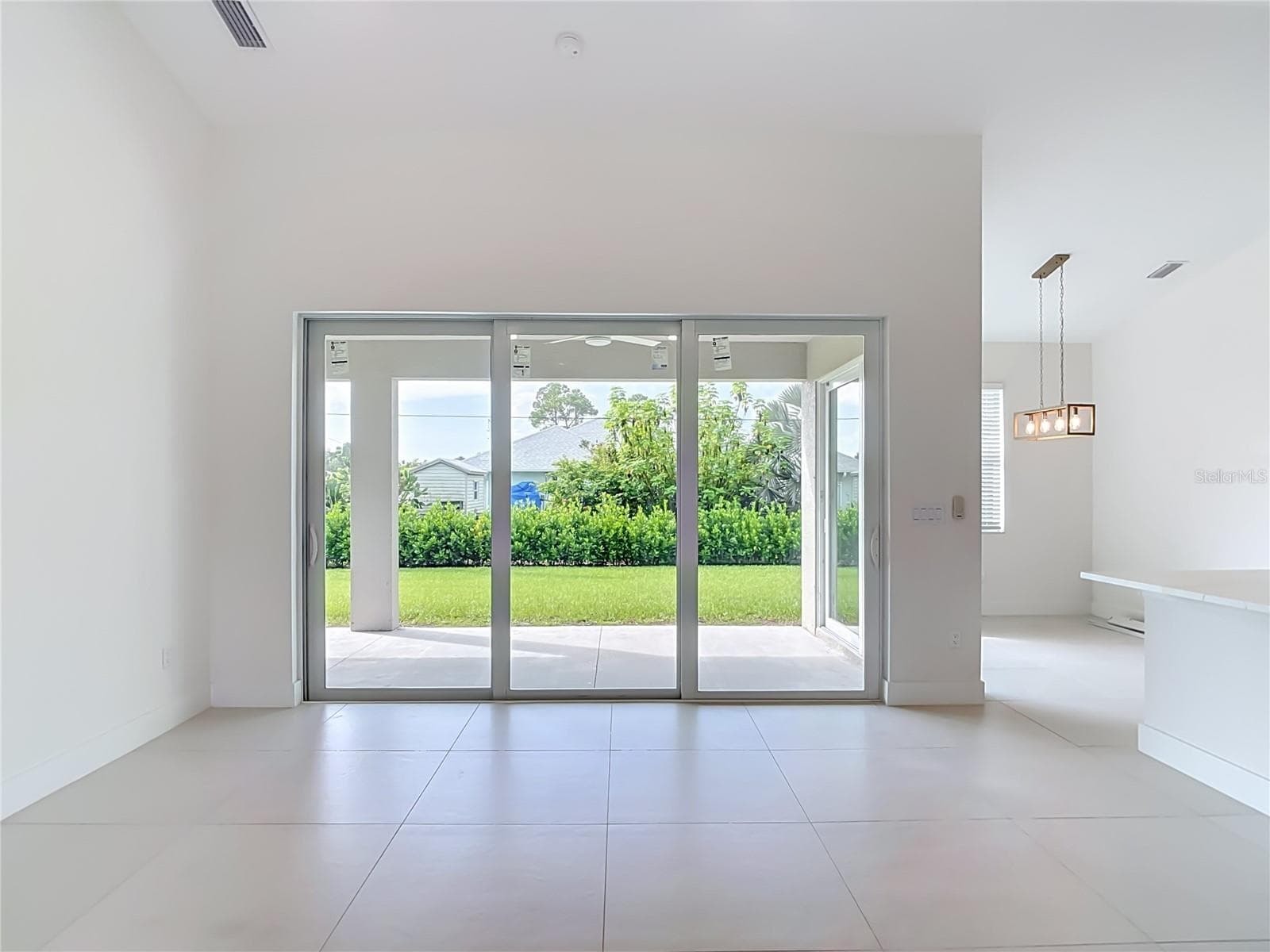 Single Family Residence at 18475 MORRISSON AVE, PORT CHARLOTTE, photo 6 of 54