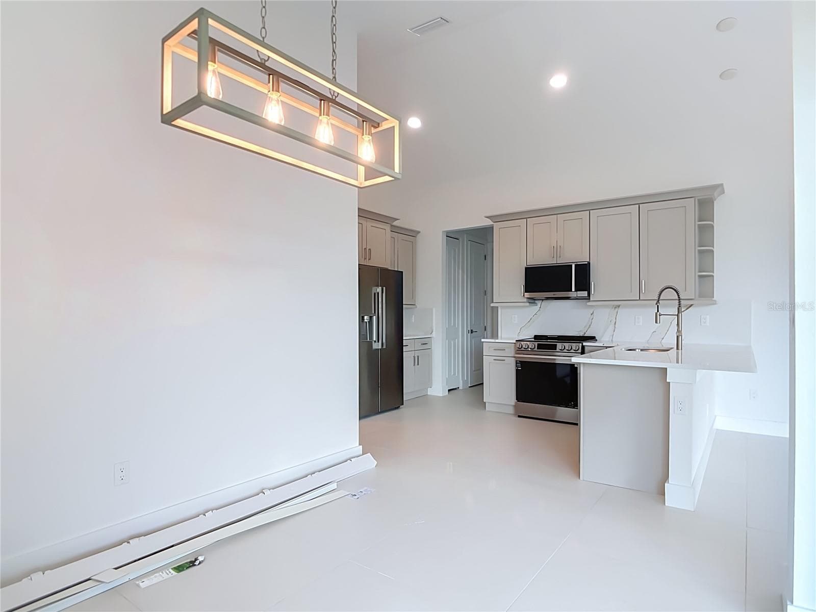 Single Family Residence at 18475 MORRISSON AVE, PORT CHARLOTTE, photo 17 of 54