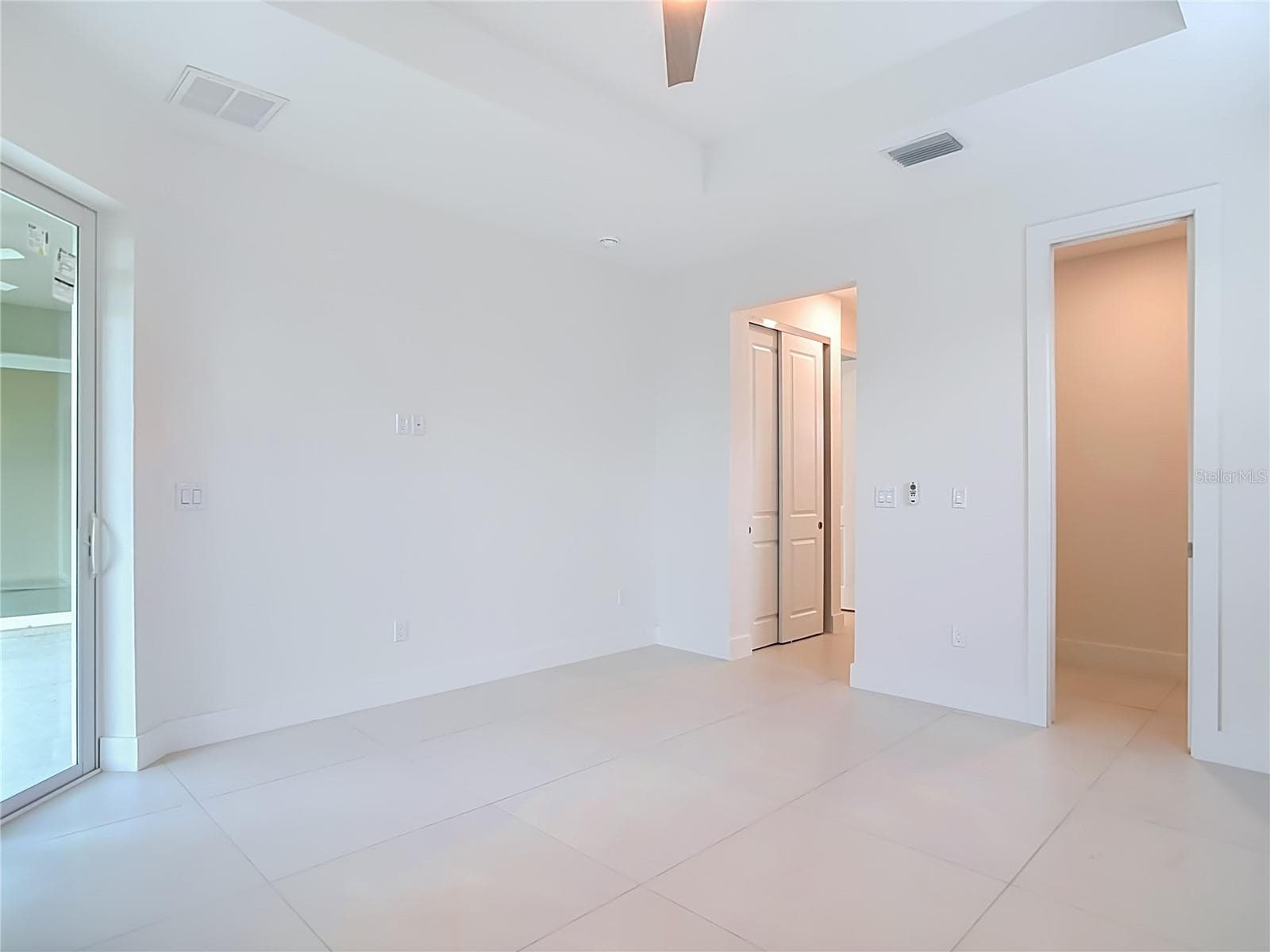 Single Family Residence at 18475 MORRISSON AVE, PORT CHARLOTTE, photo 19 of 54