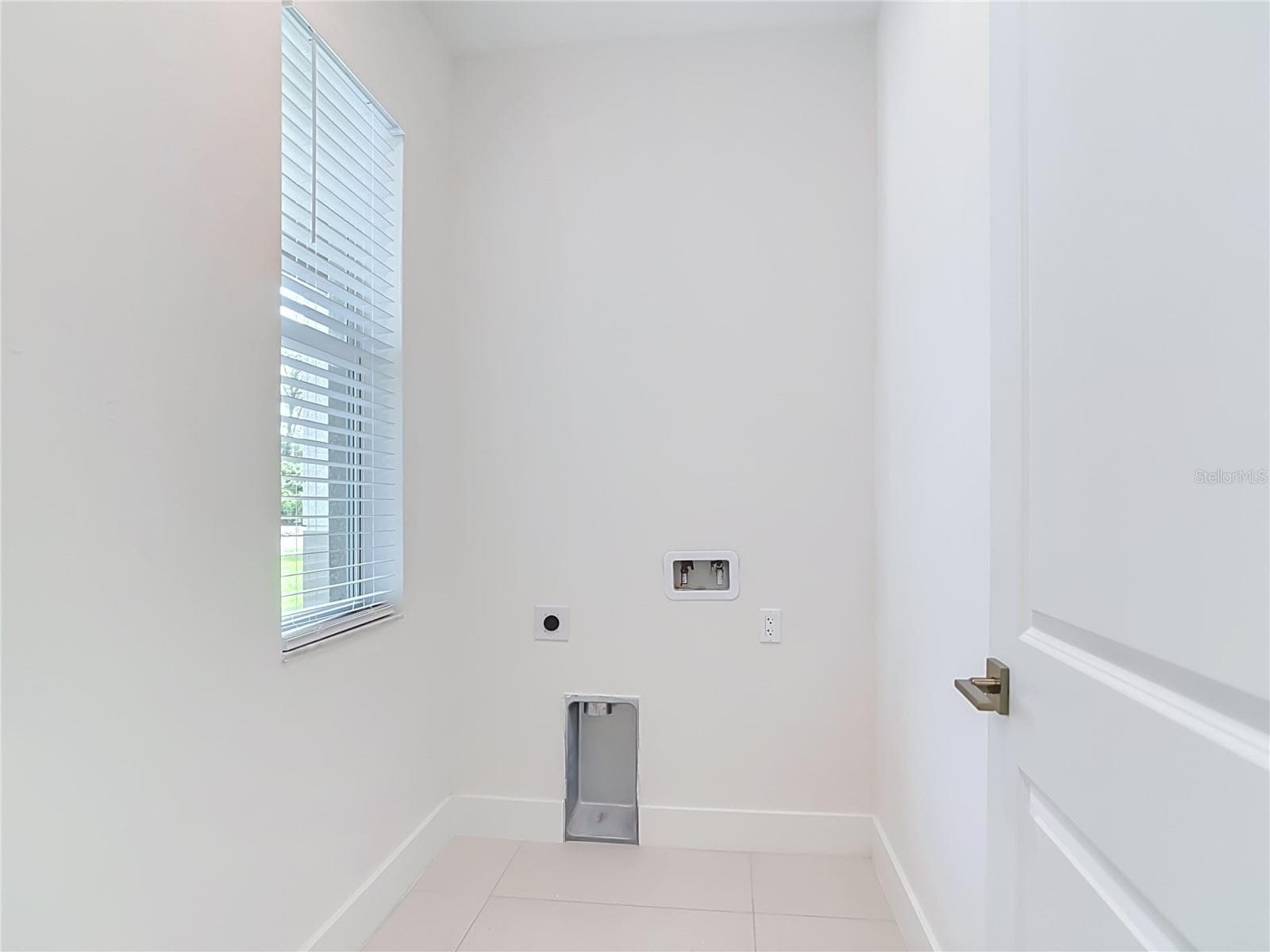 Single Family Residence at 18475 MORRISSON AVE, PORT CHARLOTTE, photo 39 of 54