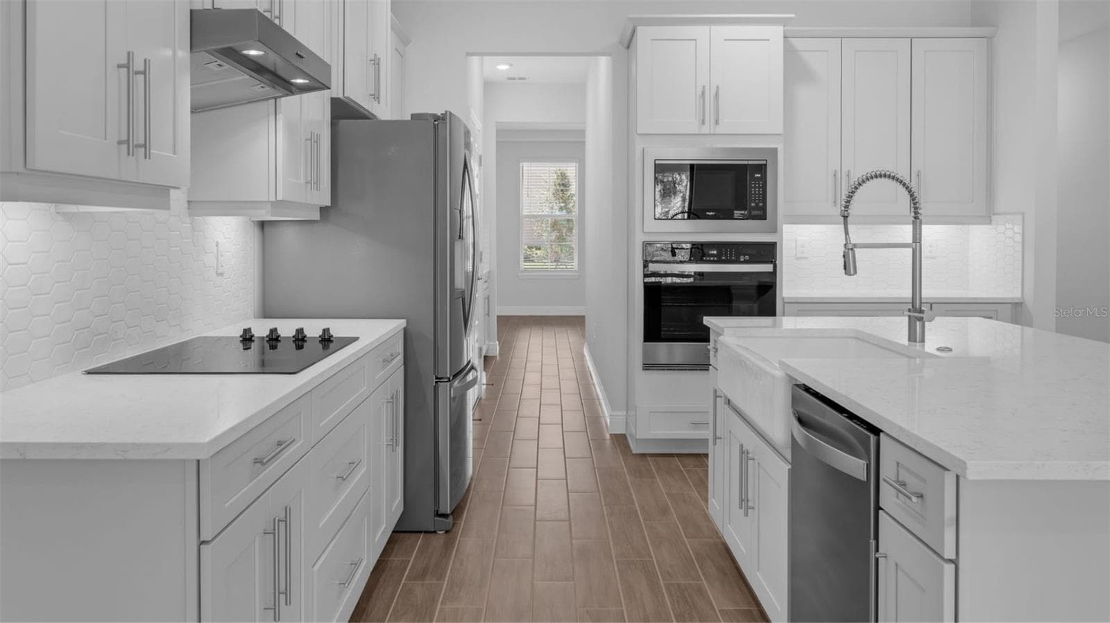 Single Family Residence at 11815 SHINE VIEW LN, WINTER GARDEN, photo 7 of 60