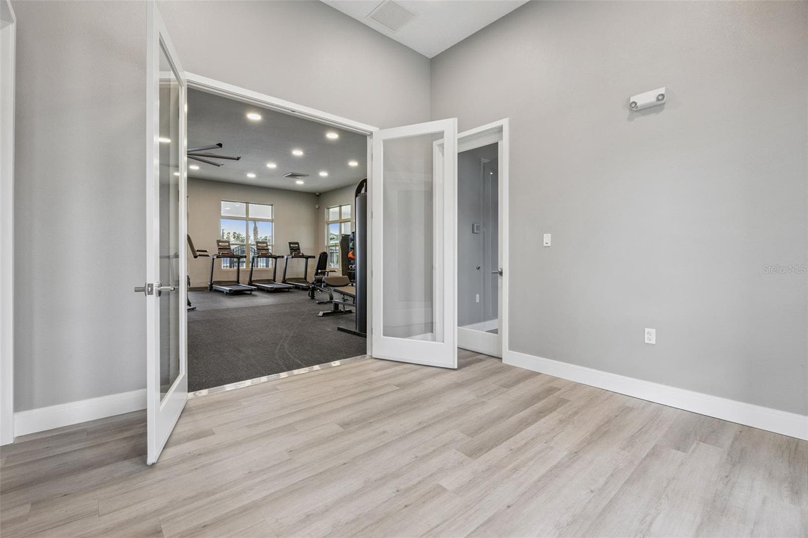 Single Family Residence at 11815 SHINE VIEW LN, WINTER GARDEN, photo 26 of 60