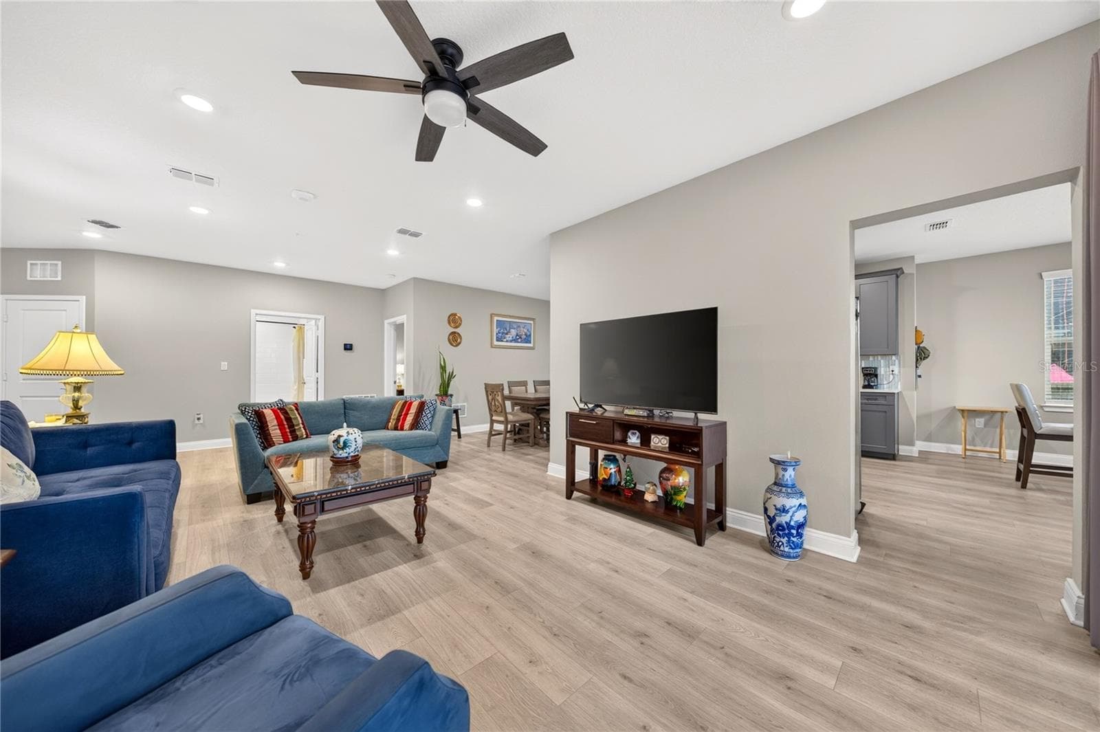Condominium at 7521 LAUREATE BLVD #5103, ORLANDO, photo 17 of 56