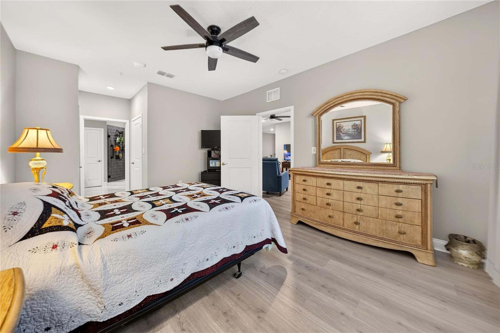 Condominium at 7521 LAUREATE BLVD #5103, ORLANDO, photo 33 of 56