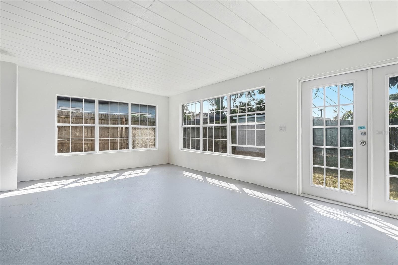 Virtually Removed Personal Property. - 1890 62ND AVE S, ST PETERSBURG
