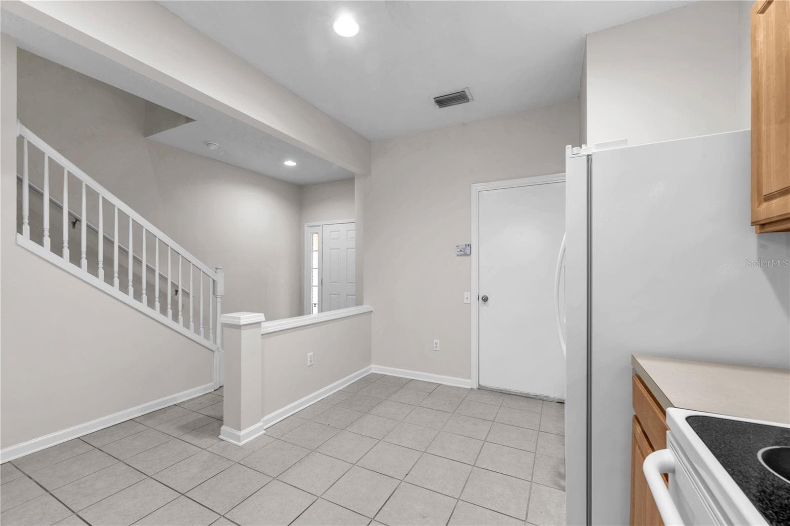 Townhouse at 4605 BARNSTEAD DR, RIVERVIEW, photo 6 of 35