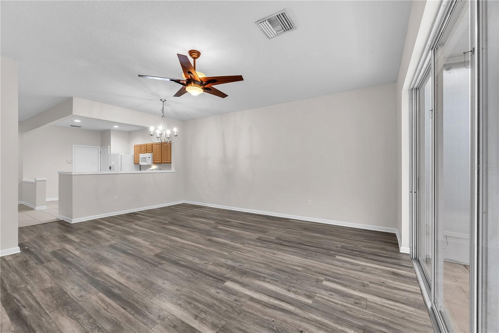 Townhouse at 4605 BARNSTEAD DR, RIVERVIEW, photo 11 of 35