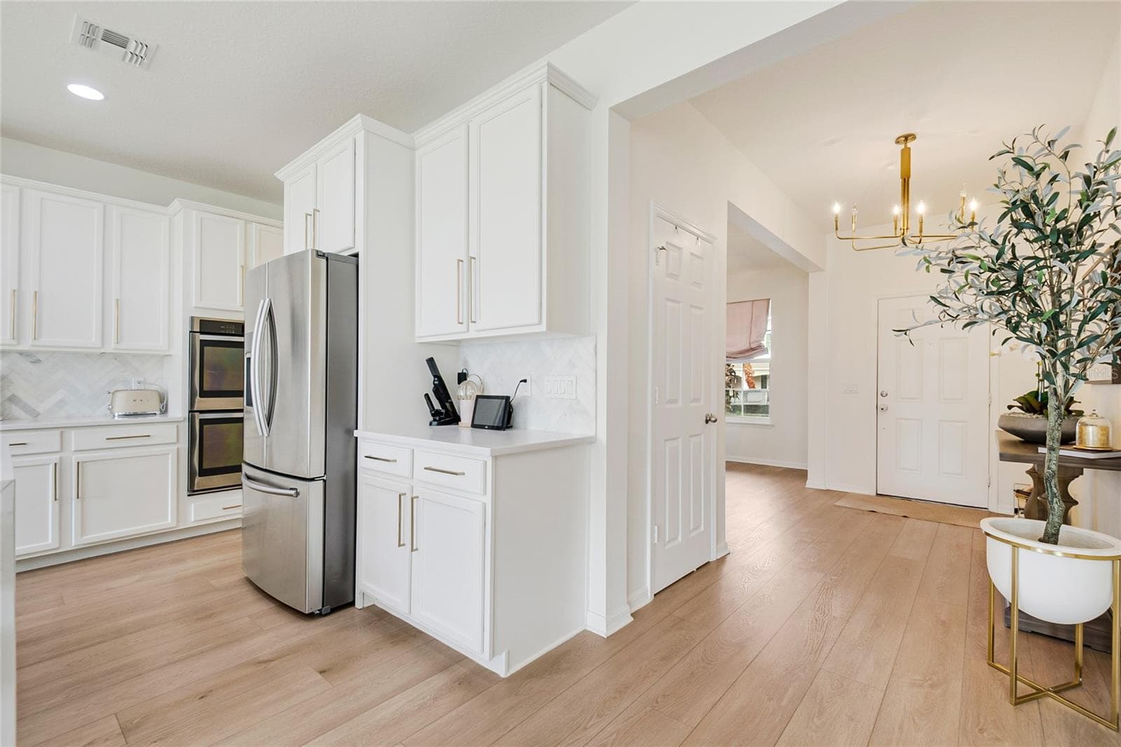 Single Family Residence at 3761 MT VERNON WAY, KISSIMMEE, photo 11 of 77