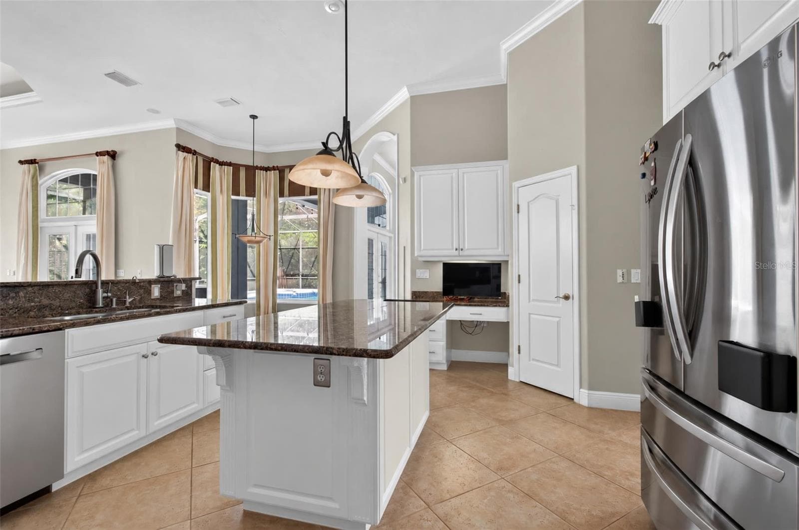 Open Kitchen - 1326 SW 90TH ST, GAINESVILLE