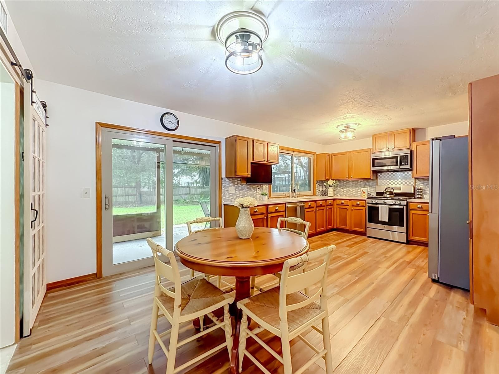 Single Family Residence at 825 MELLOWOOD AVE, ORLANDO, photo 12 of 60
