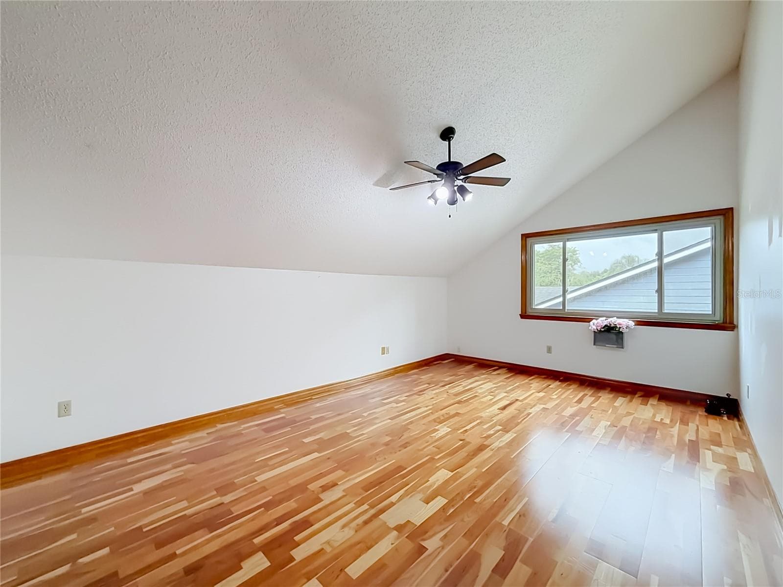 Single Family Residence at 825 MELLOWOOD AVE, ORLANDO, photo 31 of 60