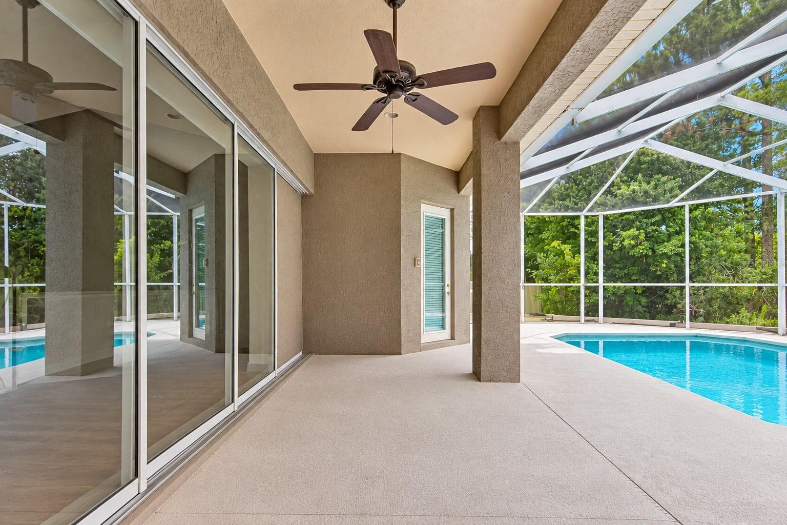 Single Family Residence at 6130 BRIDLEFORD DR, WESLEY CHAPEL, photo 39 of 49