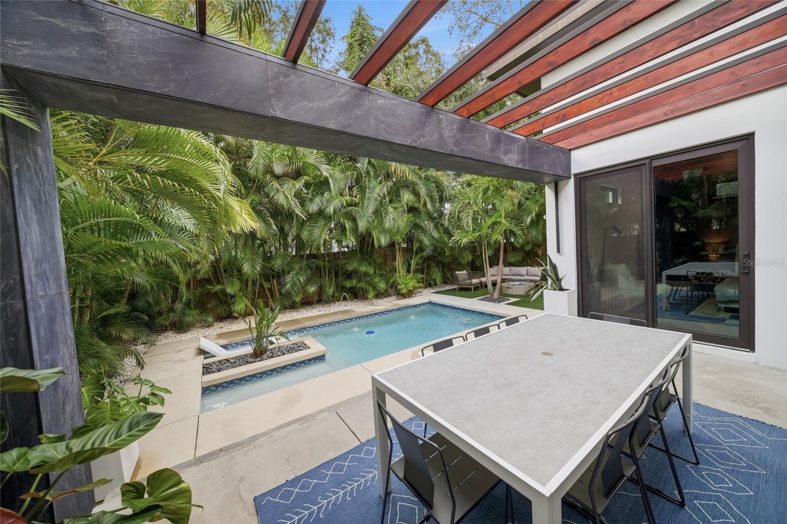Single Family Residence at 2476 FLOYD ST, SARASOTA, photo 21 of 75