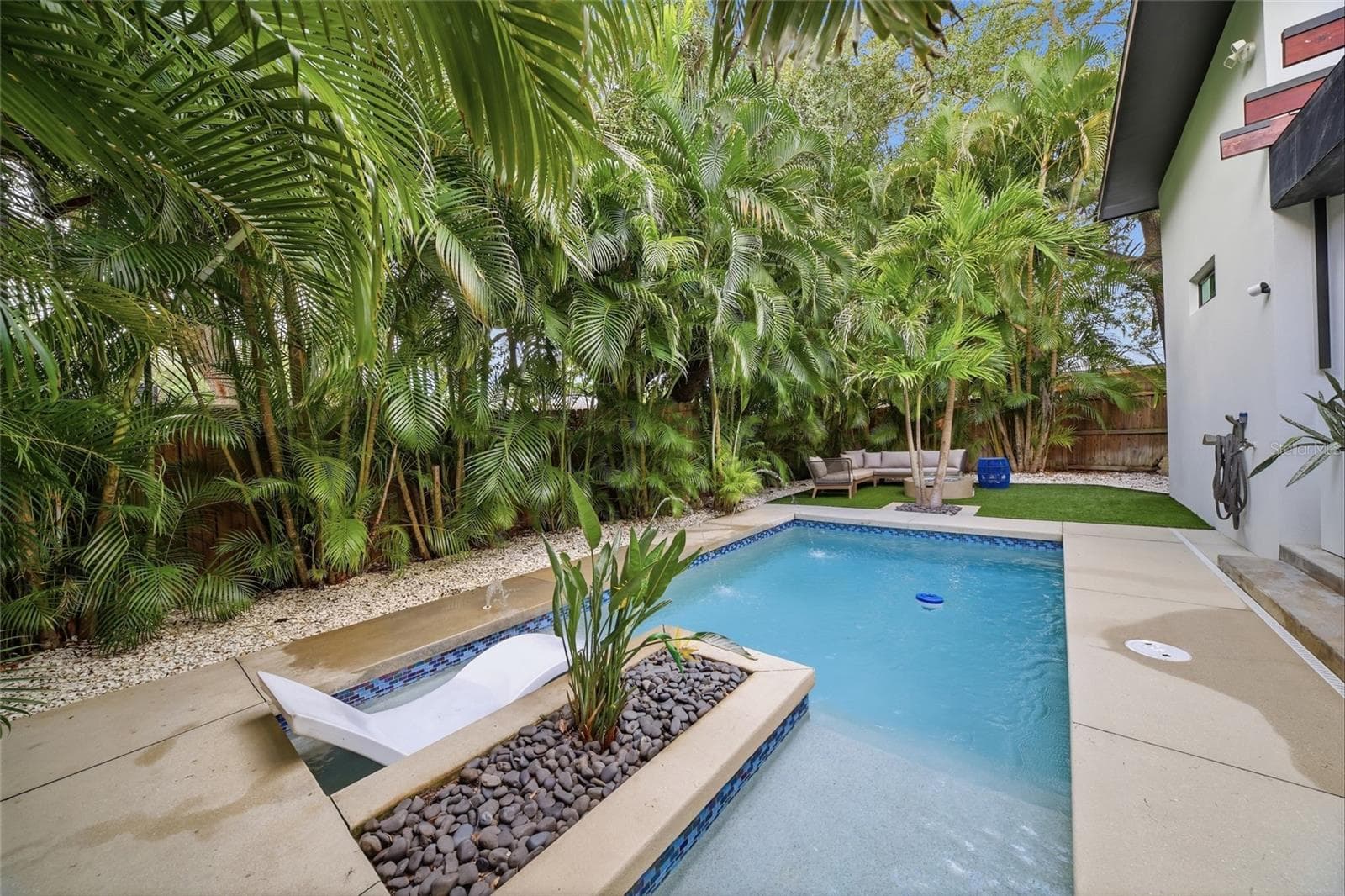 Single Family Residence at 2476 FLOYD ST, SARASOTA, photo 22 of 75