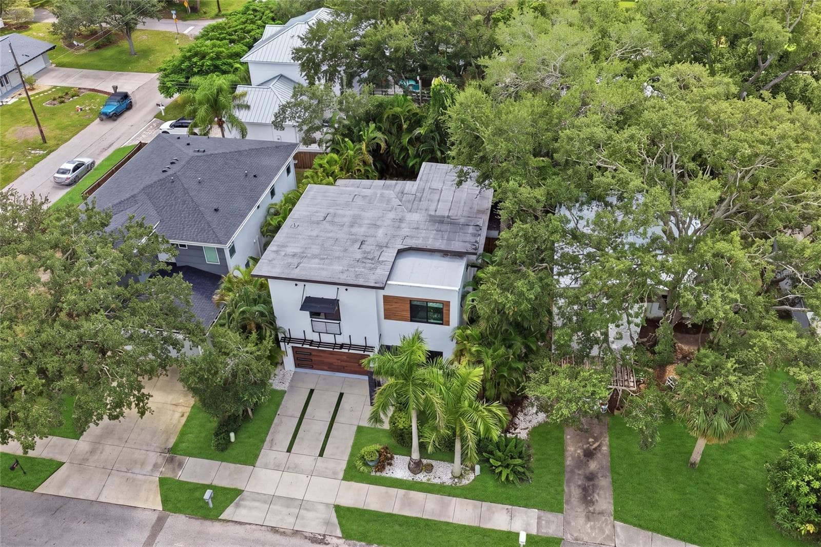 Single Family Residence at 2476 FLOYD ST, SARASOTA, photo 46 of 75