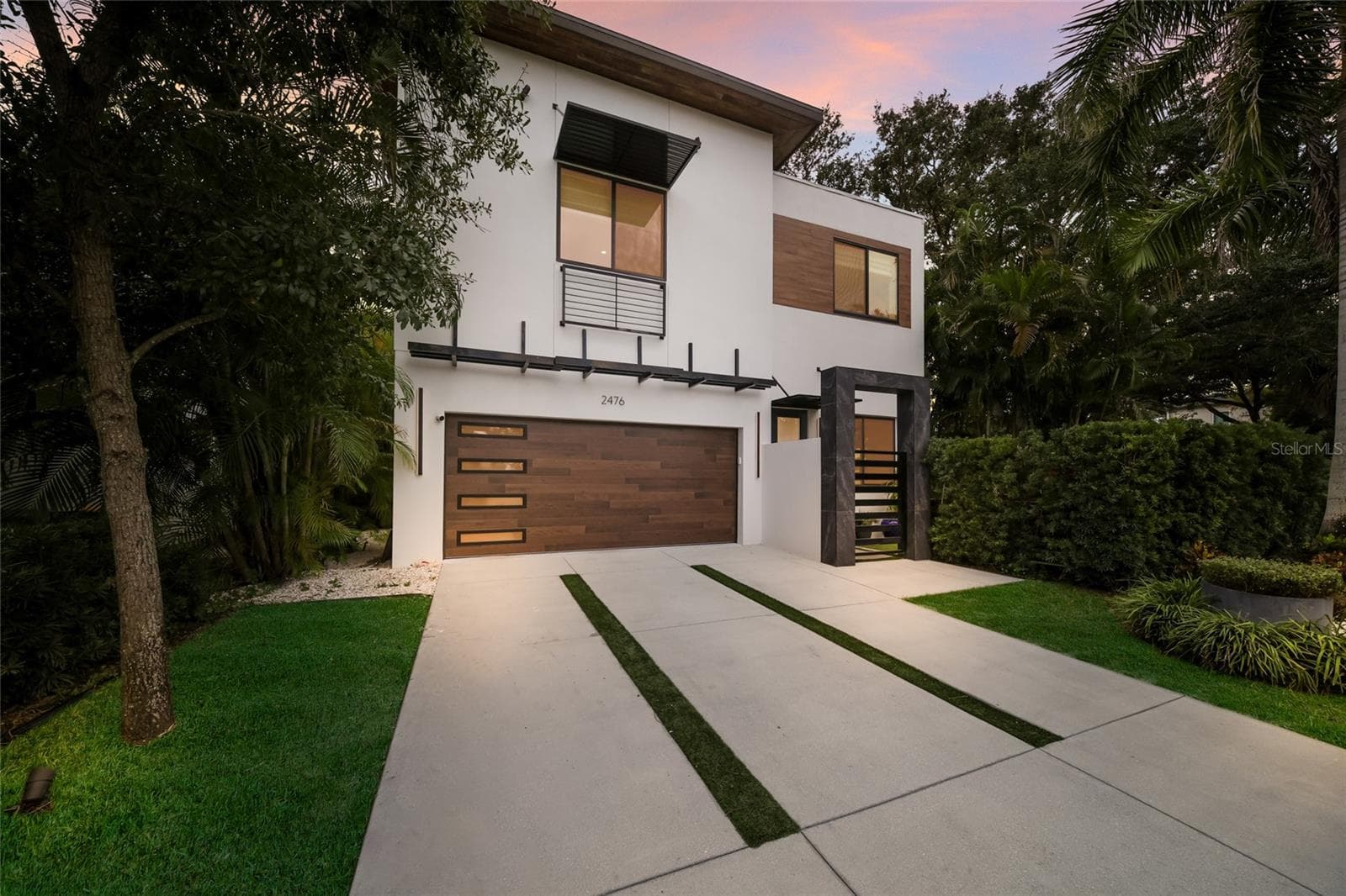 Single Family Residence at 2476 FLOYD ST, SARASOTA, photo 57 of 75