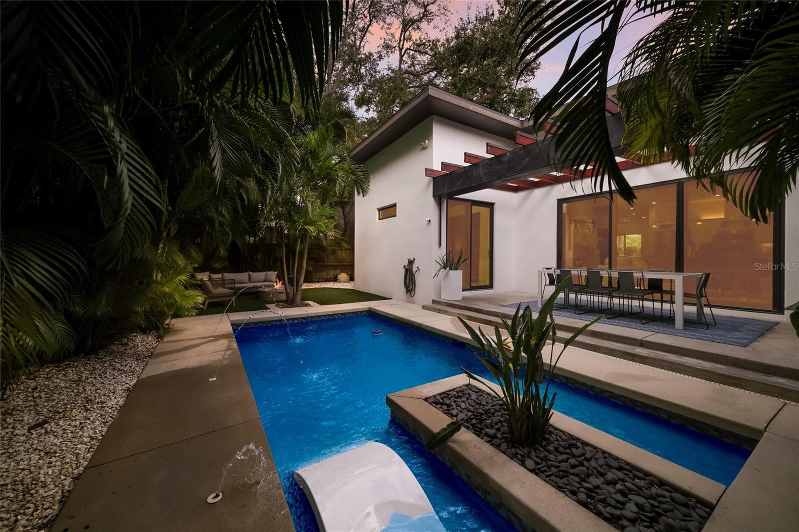 Single Family Residence at 2476 FLOYD ST, SARASOTA, photo 69 of 75