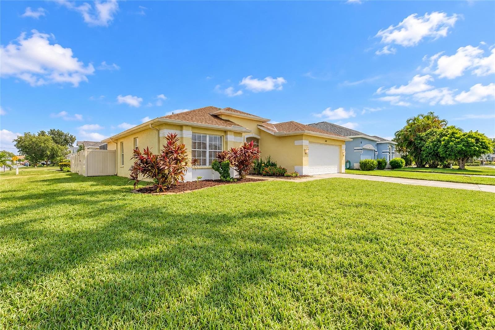 Single Family Residence at 4515 50TH DR W, BRADENTON, photo 3 of 50