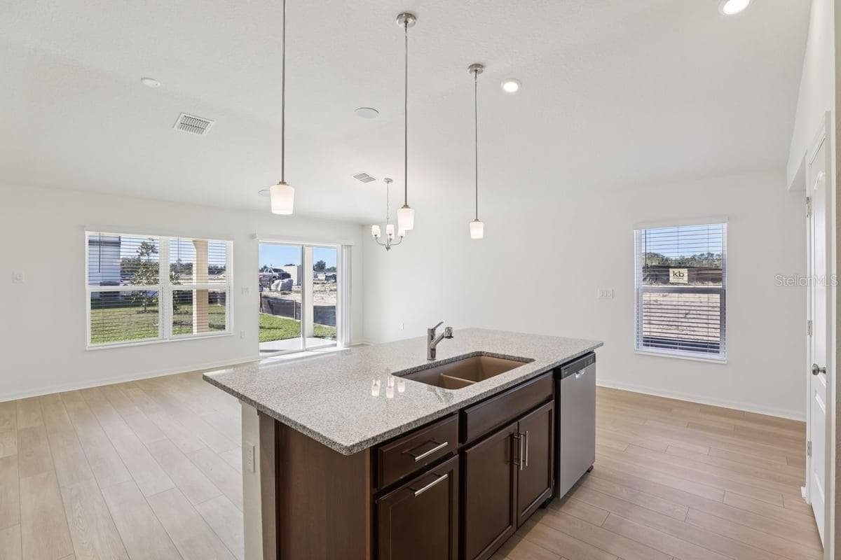 Single Family Residence at 1516 KAYLA CIR, LAKE WALES, photo 7 of 20
