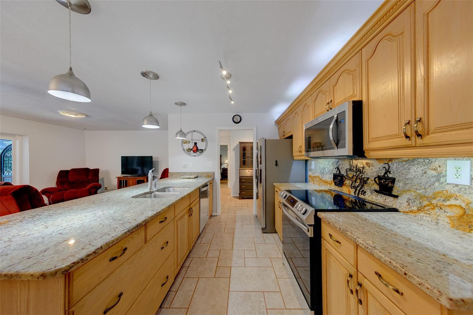 Single Family Residence at 3 BIRDIE LN, PALM HARBOR, photo 13 of 57