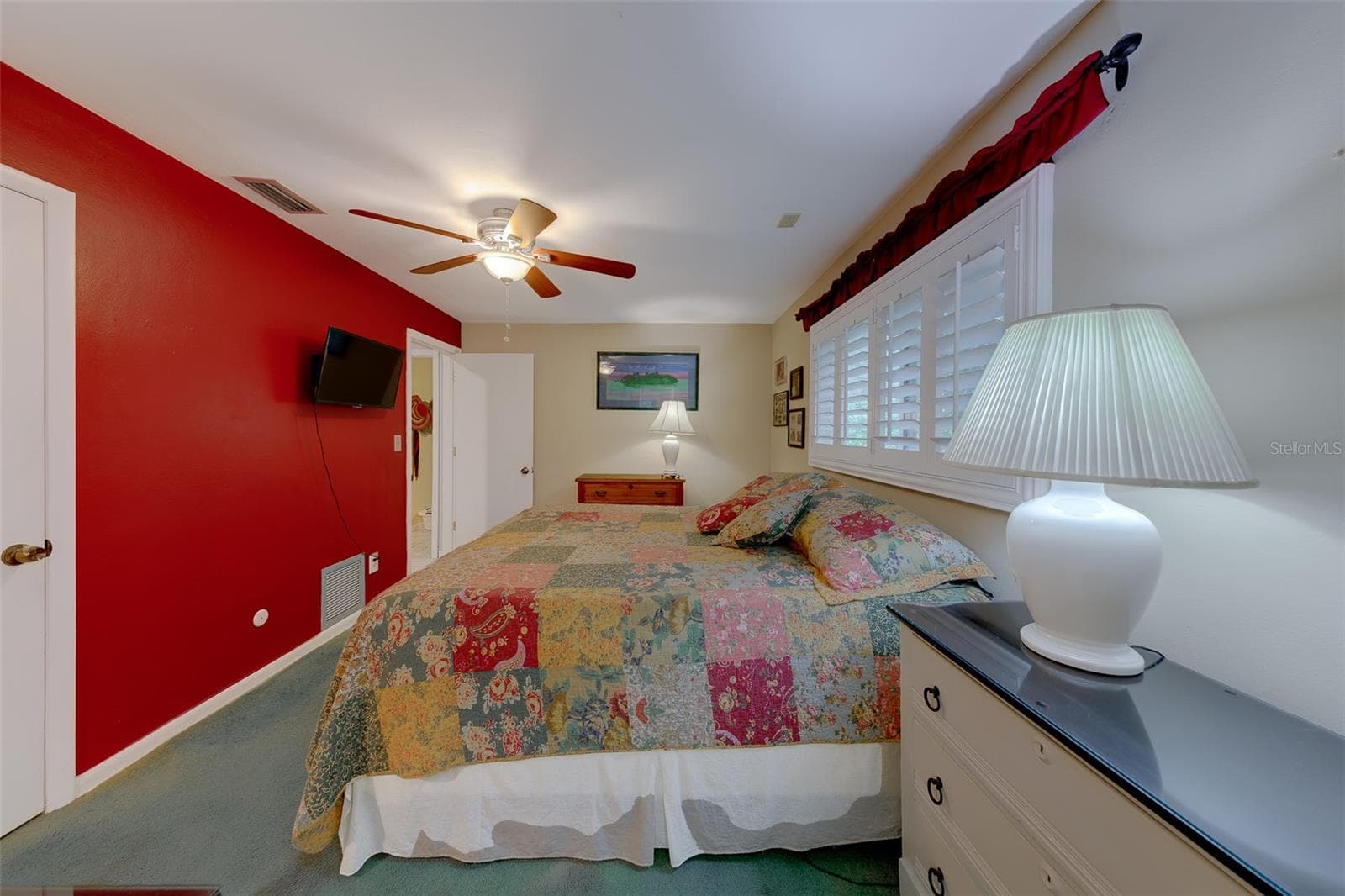 Single Family Residence at 3 BIRDIE LN, PALM HARBOR, photo 33 of 57
