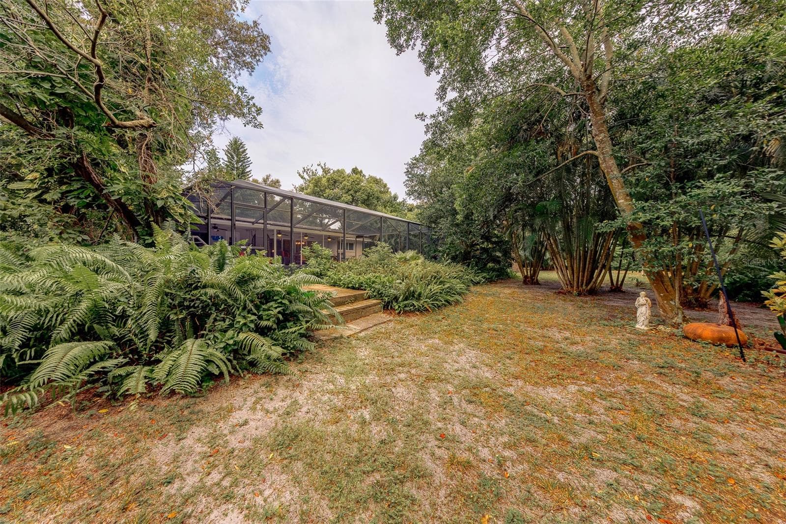 Single Family Residence at 3 BIRDIE LN, PALM HARBOR, photo 51 of 57