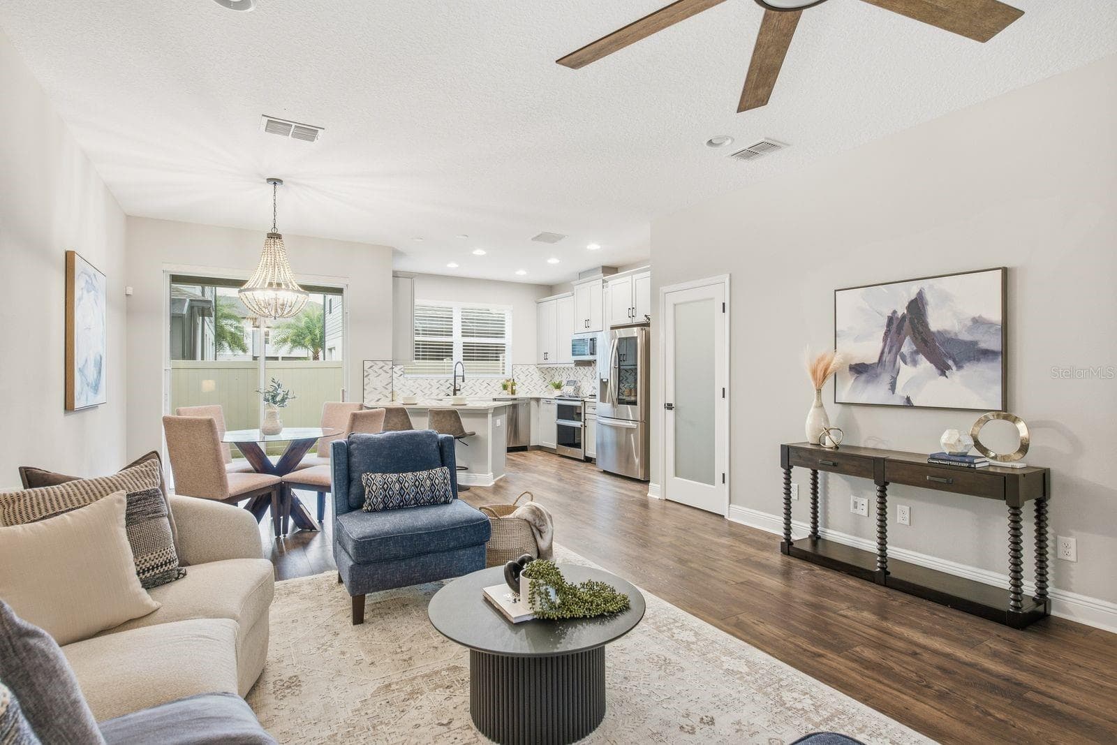 Single Family Residence at 2432 FOGGY CREEK CIR, CLEARWATER, photo 9 of 45
