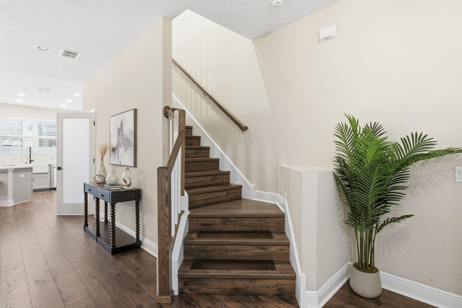 Single Family Residence at 2432 FOGGY CREEK CIR, CLEARWATER, photo 20 of 45