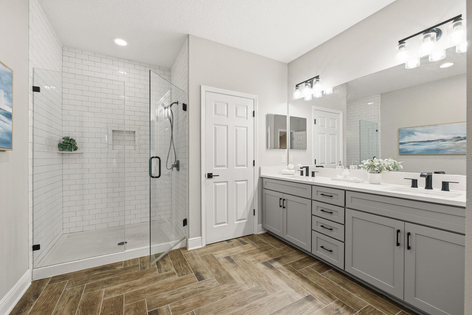 Single Family Residence at 2432 FOGGY CREEK CIR, CLEARWATER, photo 26 of 45