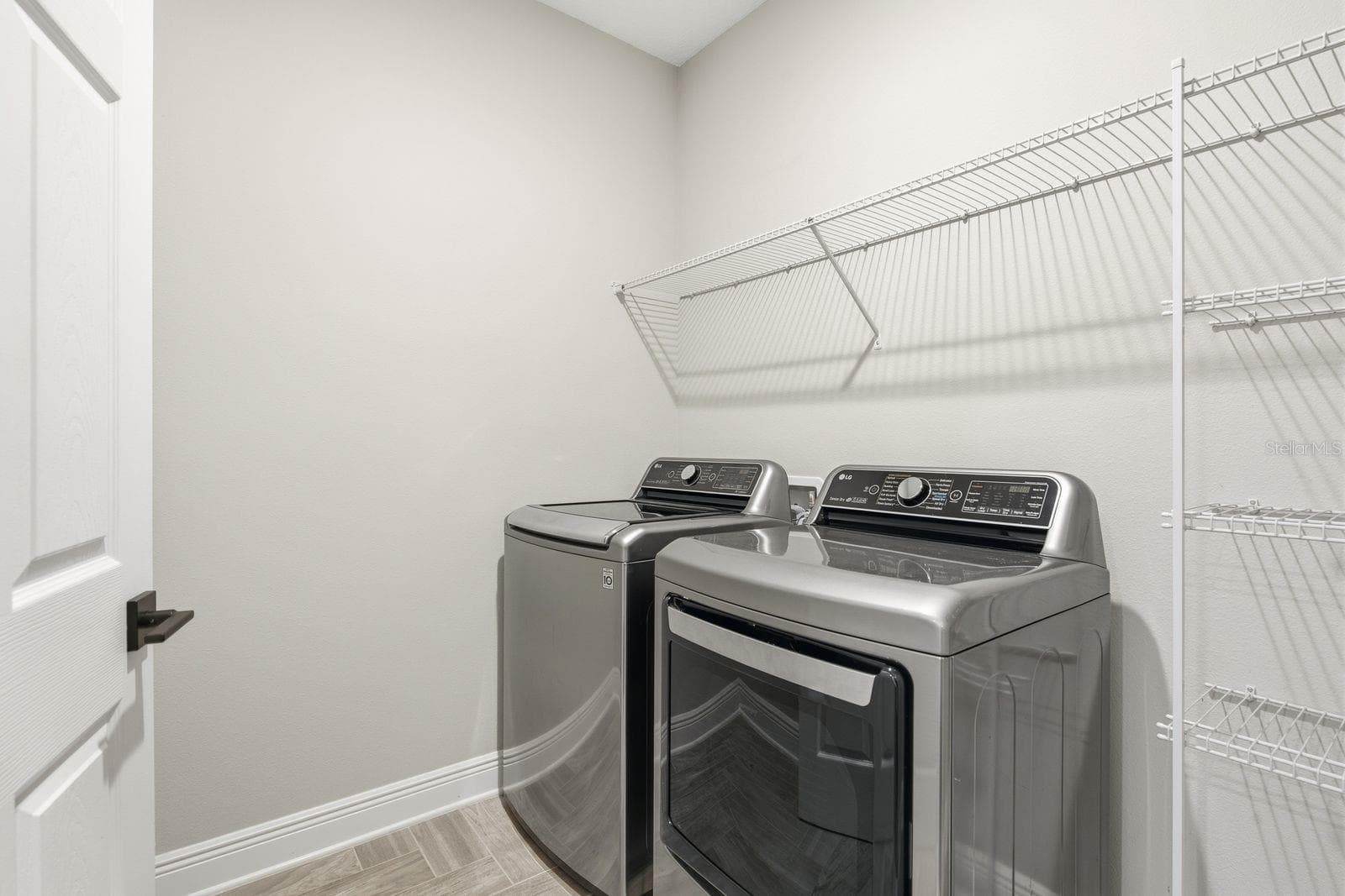 Single Family Residence at 2432 FOGGY CREEK CIR, CLEARWATER, photo 33 of 45