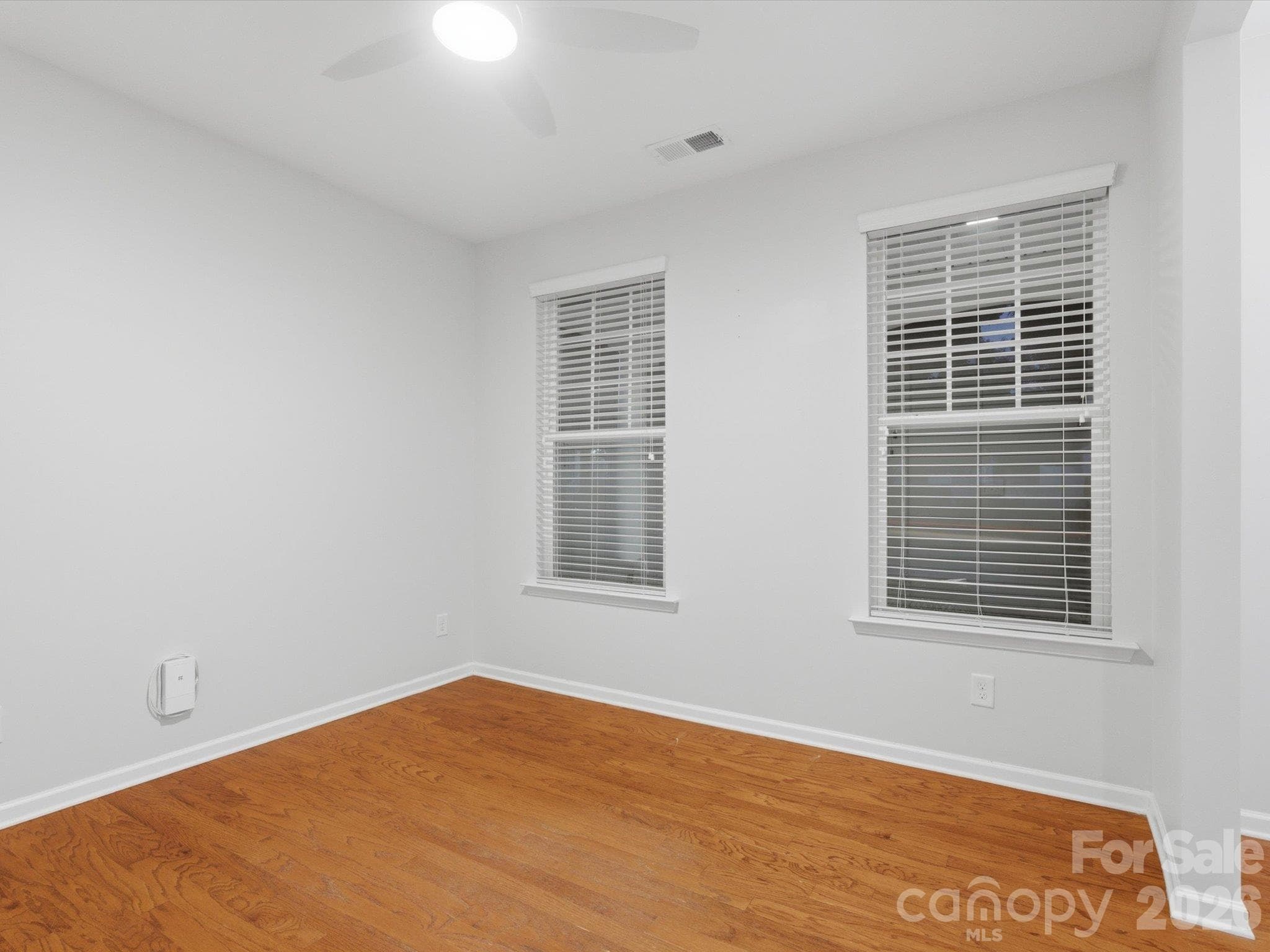 Single Family Residence at 13141 Heath Grove Drive, Huntersville, photo 7 of 32