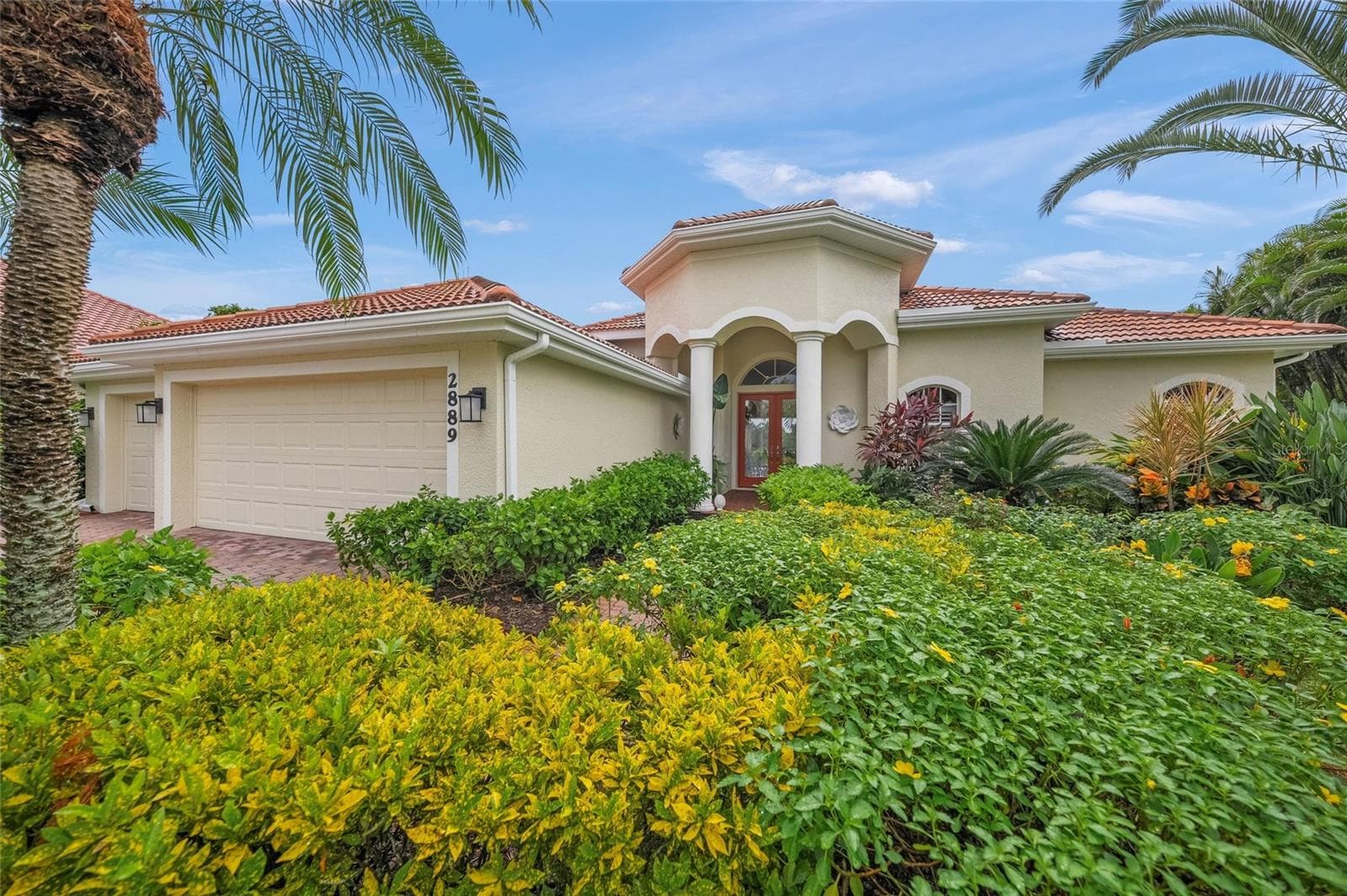 Single Family Residence at 2889 GRAZELAND DR, SARASOTA, photo 7 of 60