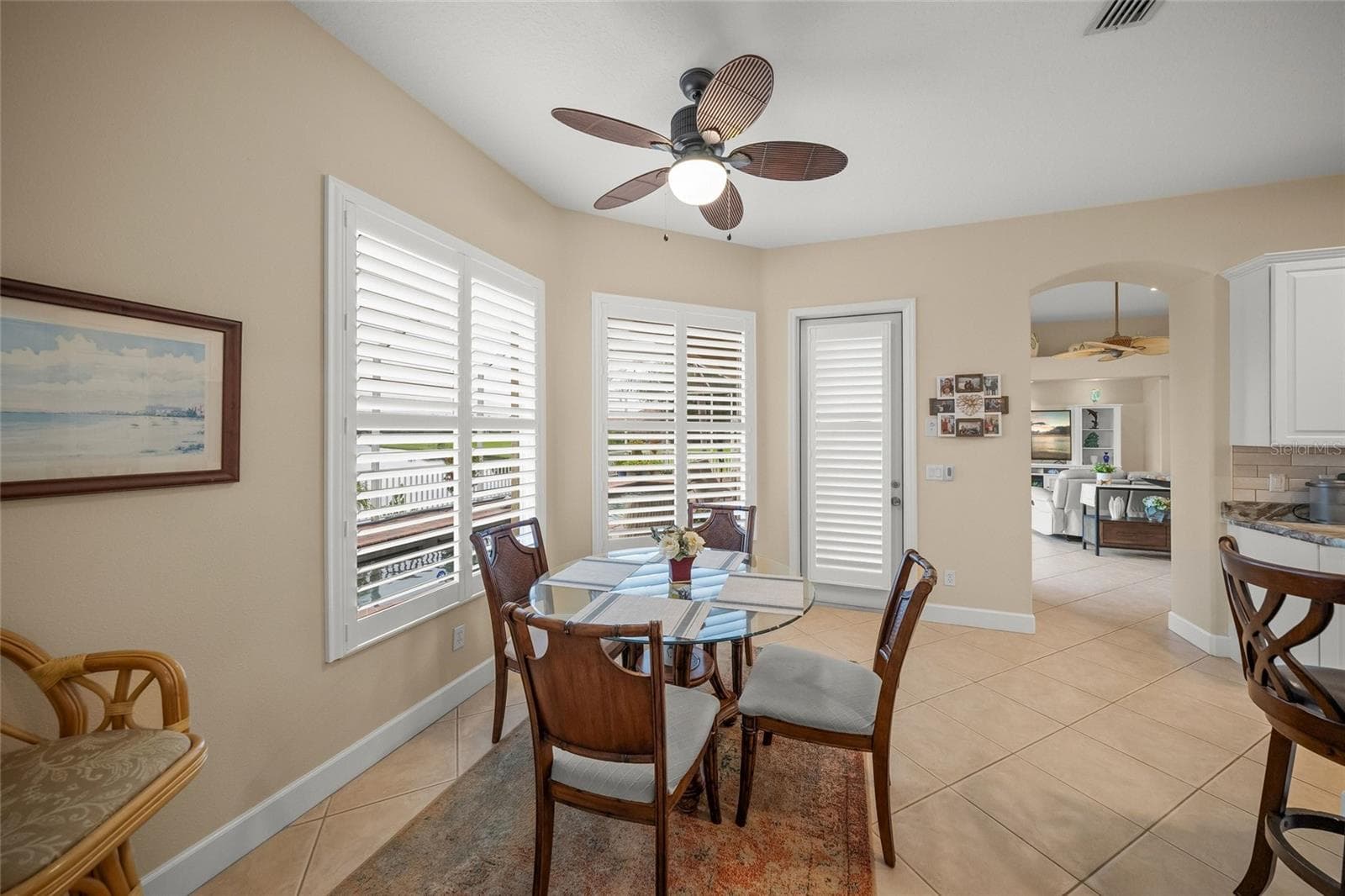 Single Family Residence at 2889 GRAZELAND DR, SARASOTA, photo 17 of 60