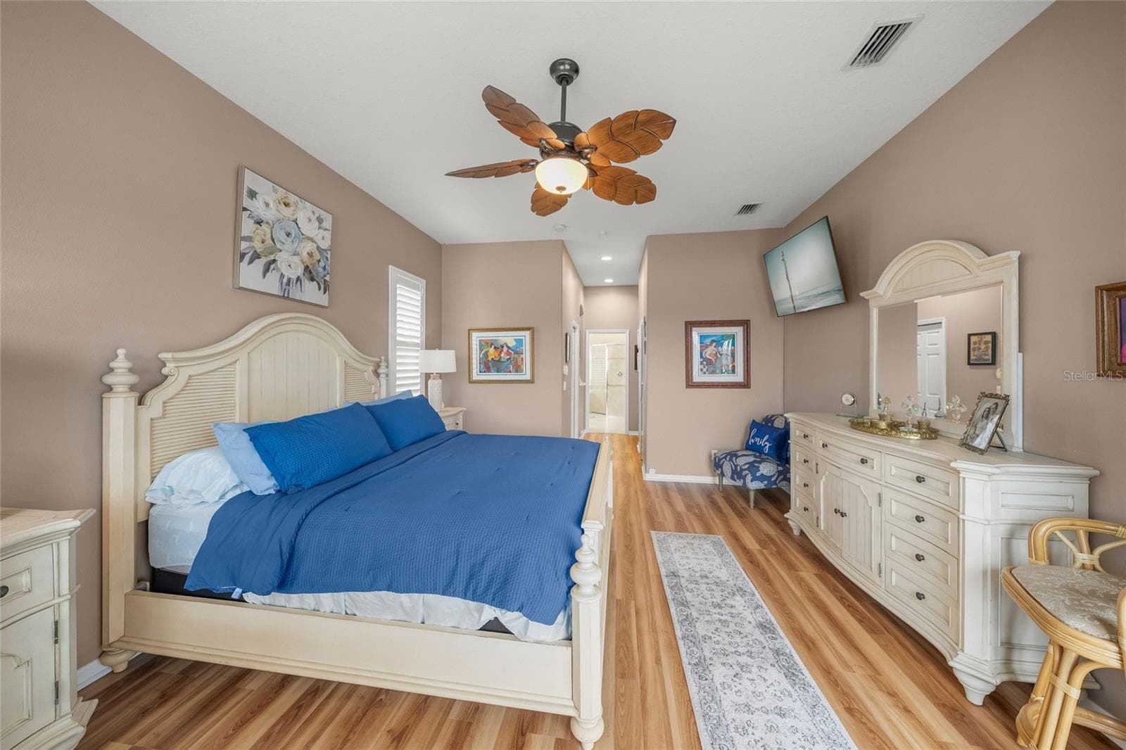 Single Family Residence at 2889 GRAZELAND DR, SARASOTA, photo 24 of 60