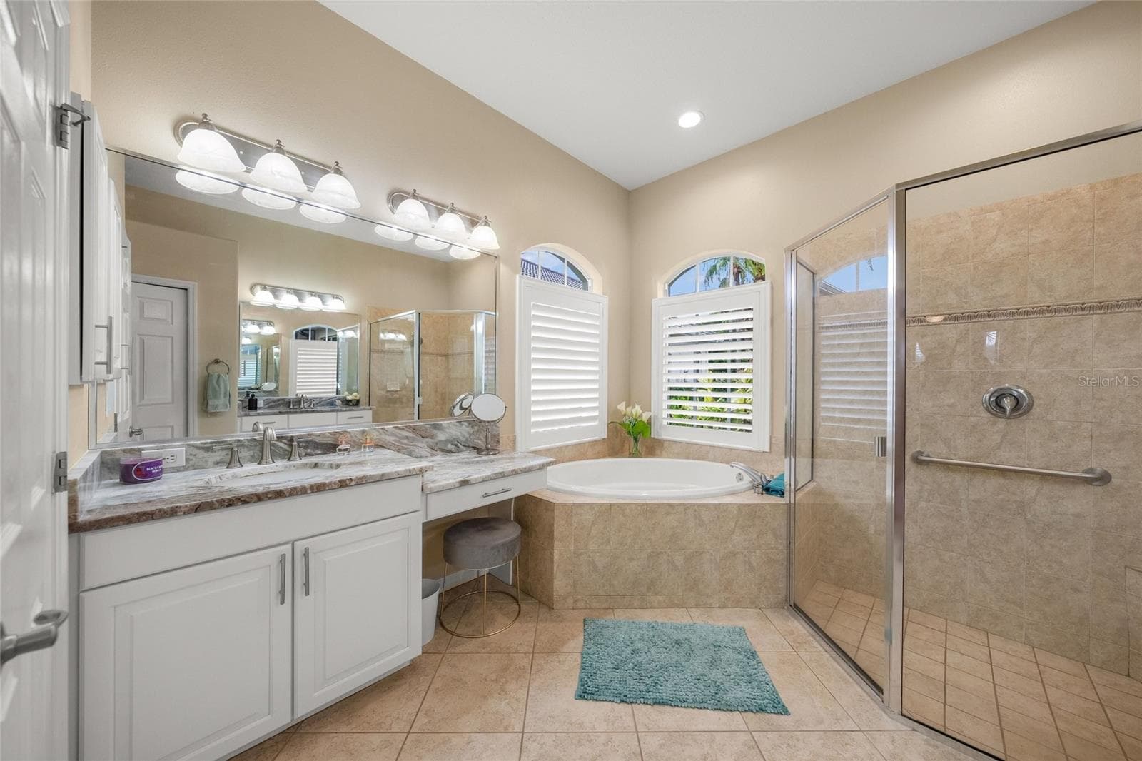 Single Family Residence at 2889 GRAZELAND DR, SARASOTA, photo 26 of 60