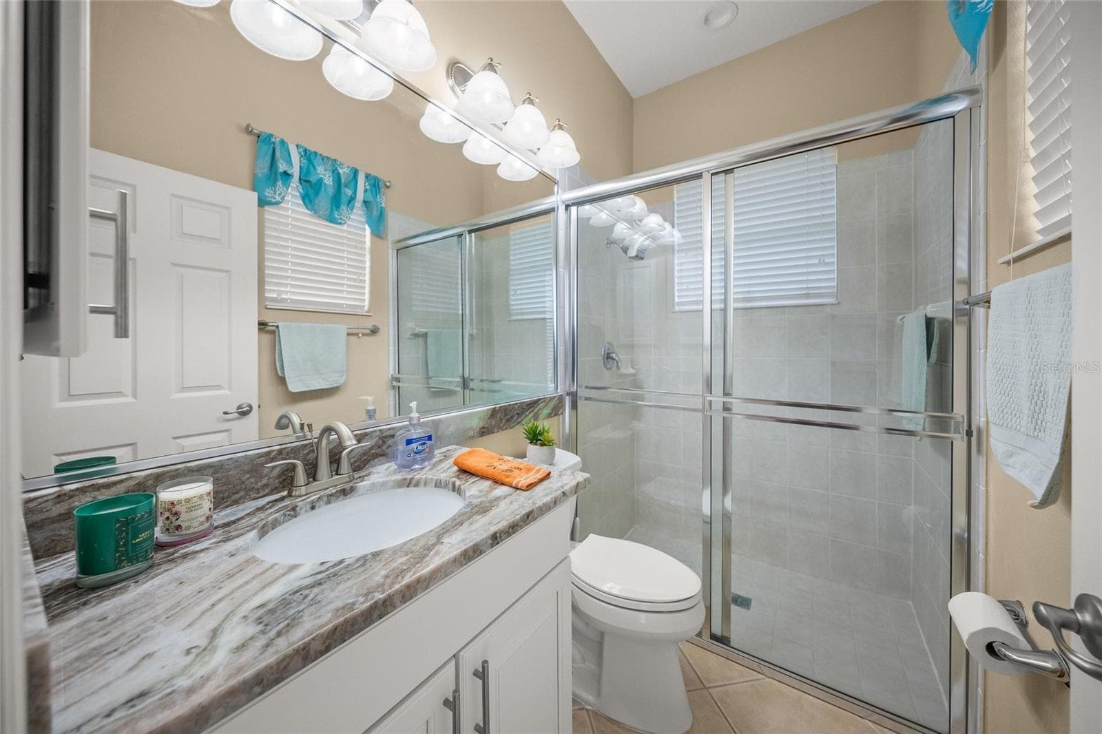 Single Family Residence at 2889 GRAZELAND DR, SARASOTA, photo 30 of 60