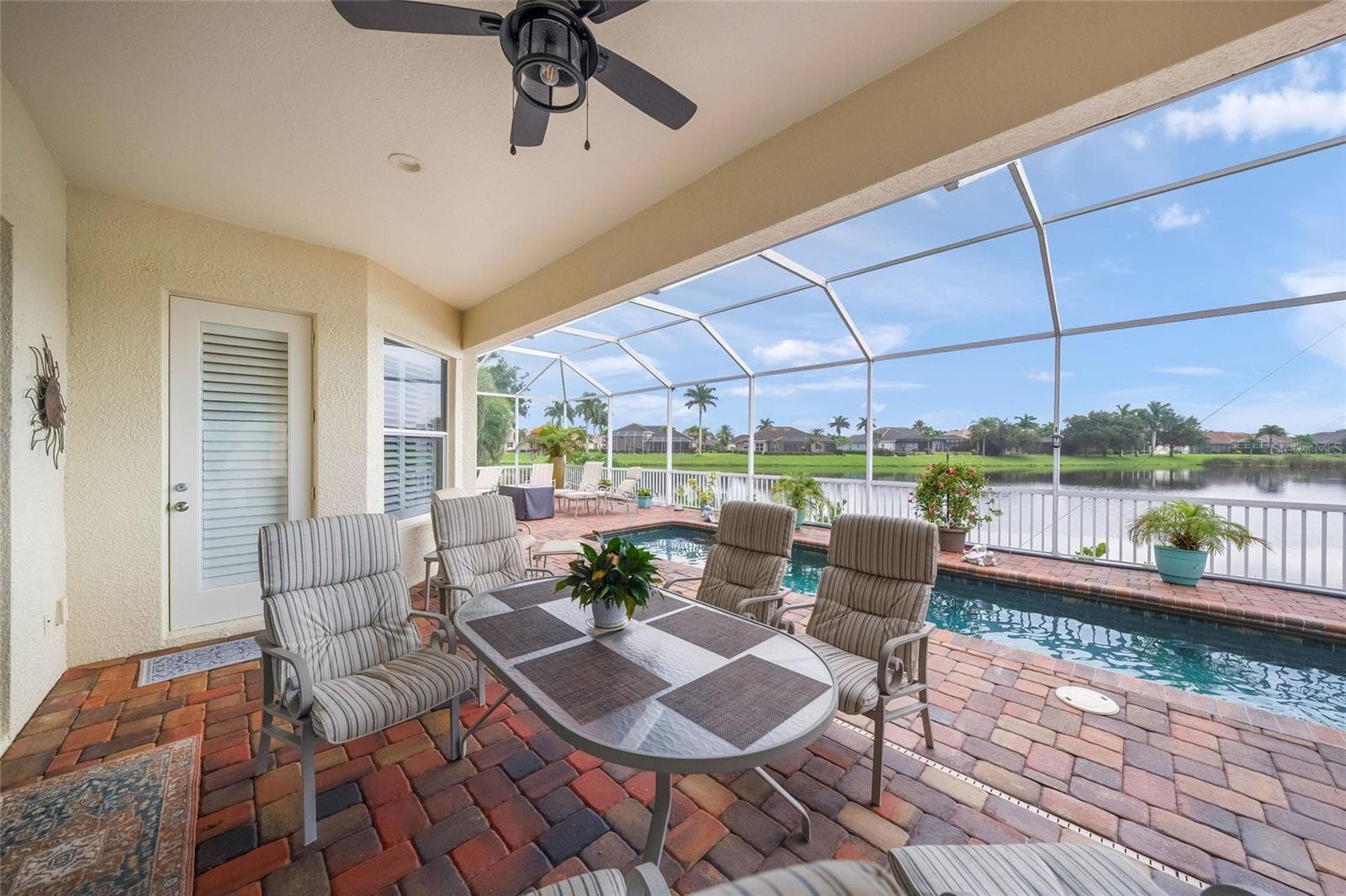 Single Family Residence at 2889 GRAZELAND DR, SARASOTA, photo 36 of 60