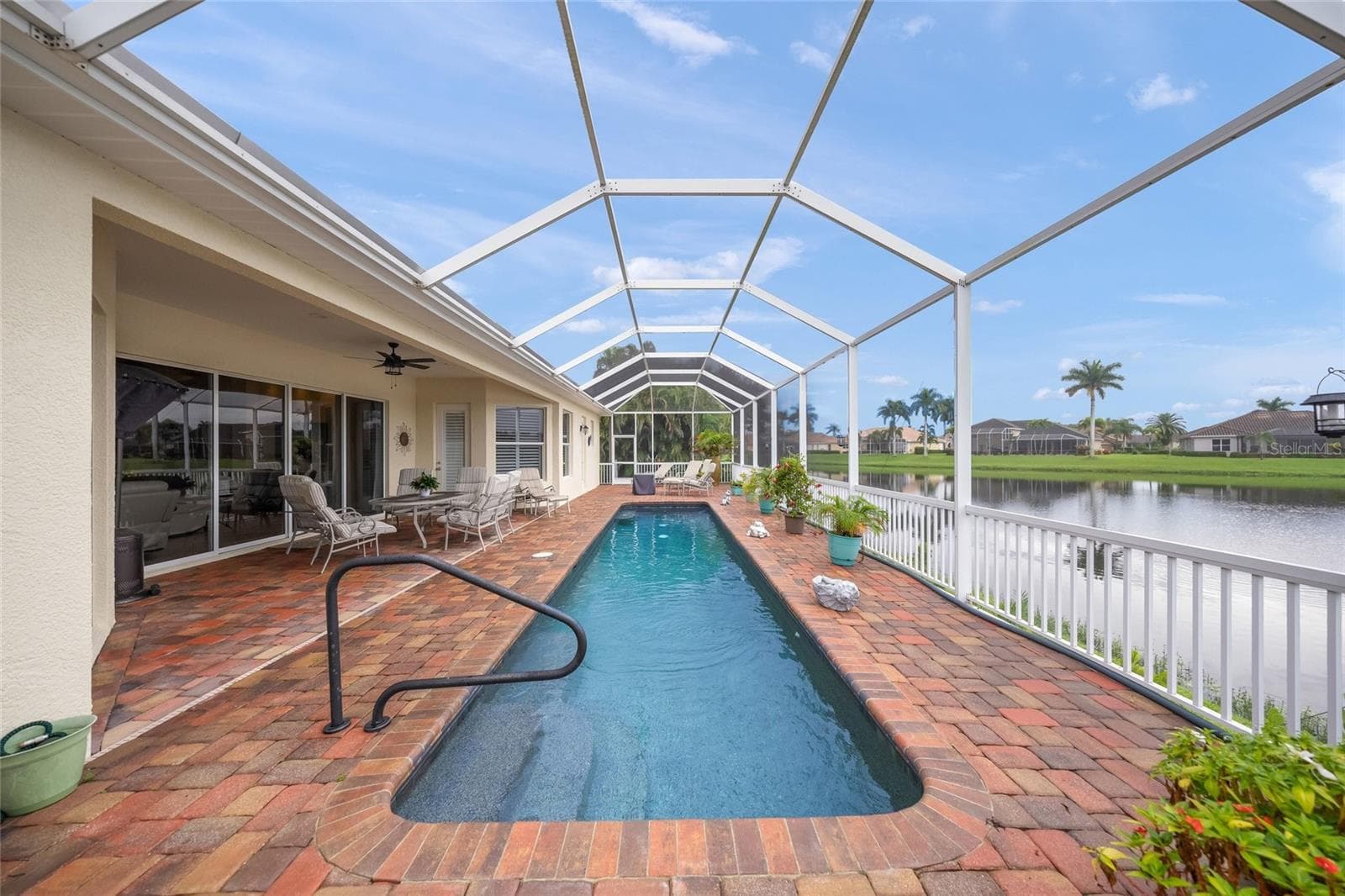 Single Family Residence at 2889 GRAZELAND DR, SARASOTA, photo 39 of 60