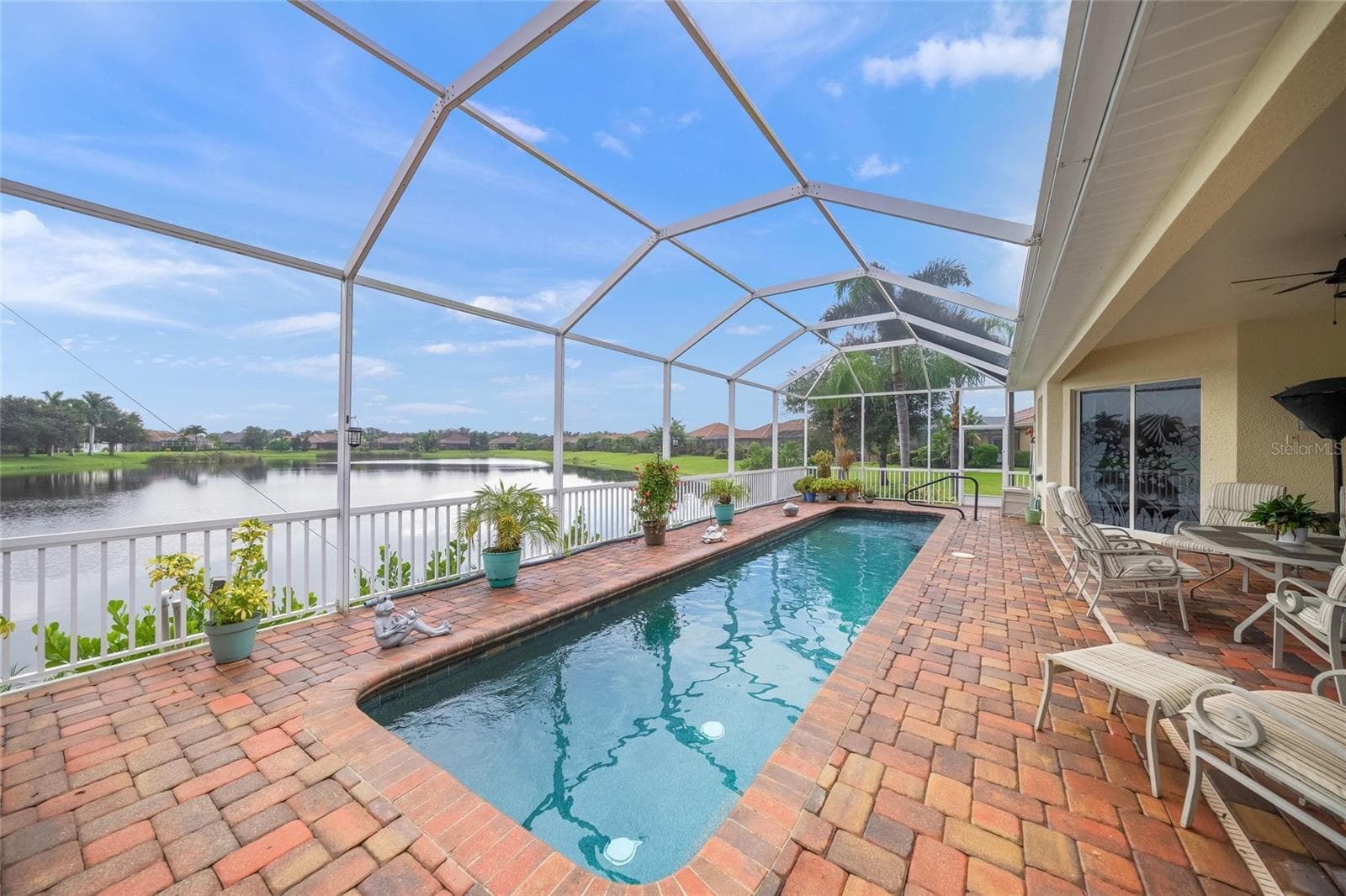 Single Family Residence at 2889 GRAZELAND DR, SARASOTA, photo 40 of 60