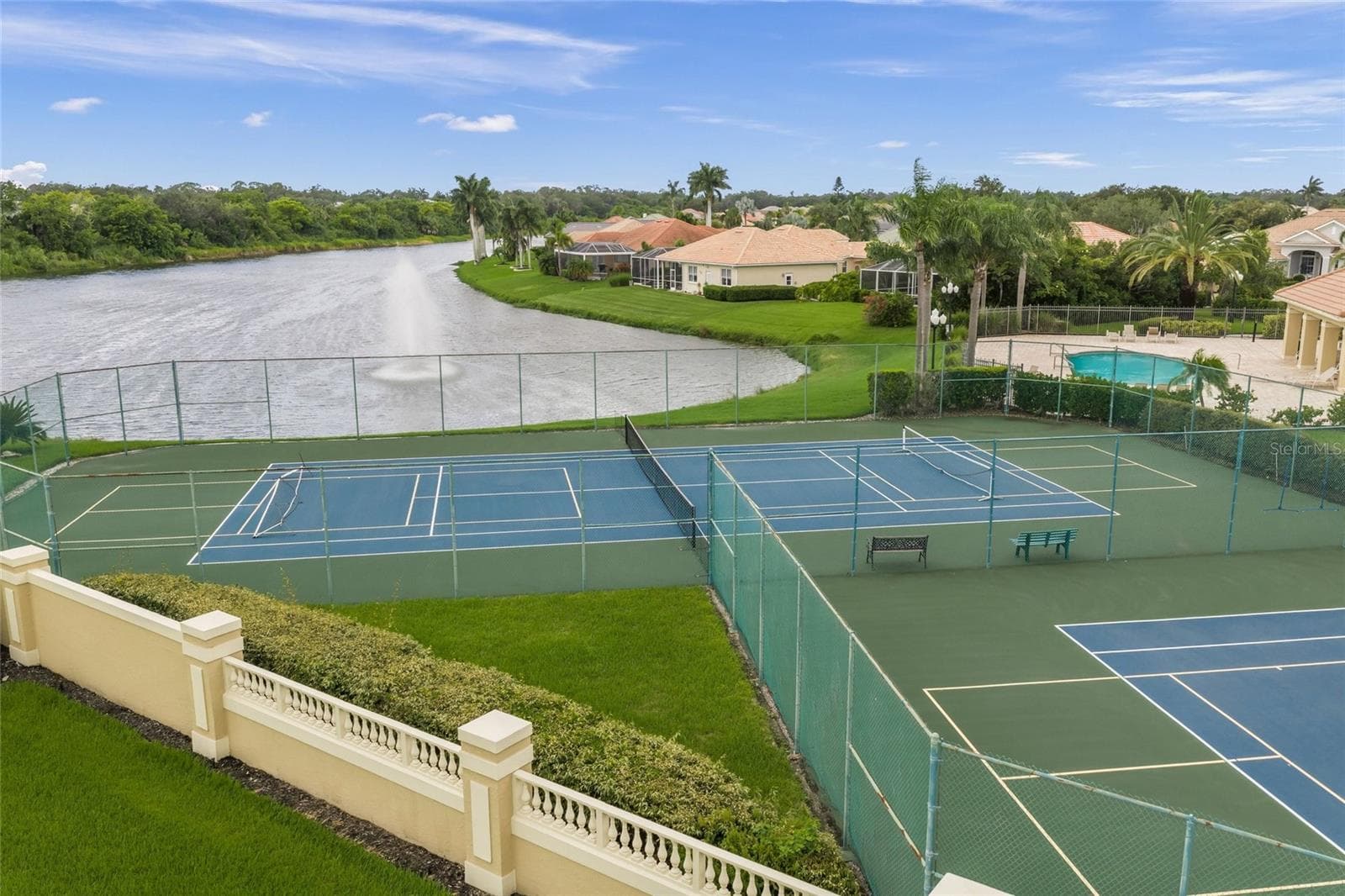 Single Family Residence at 2889 GRAZELAND DR, SARASOTA, photo 48 of 60