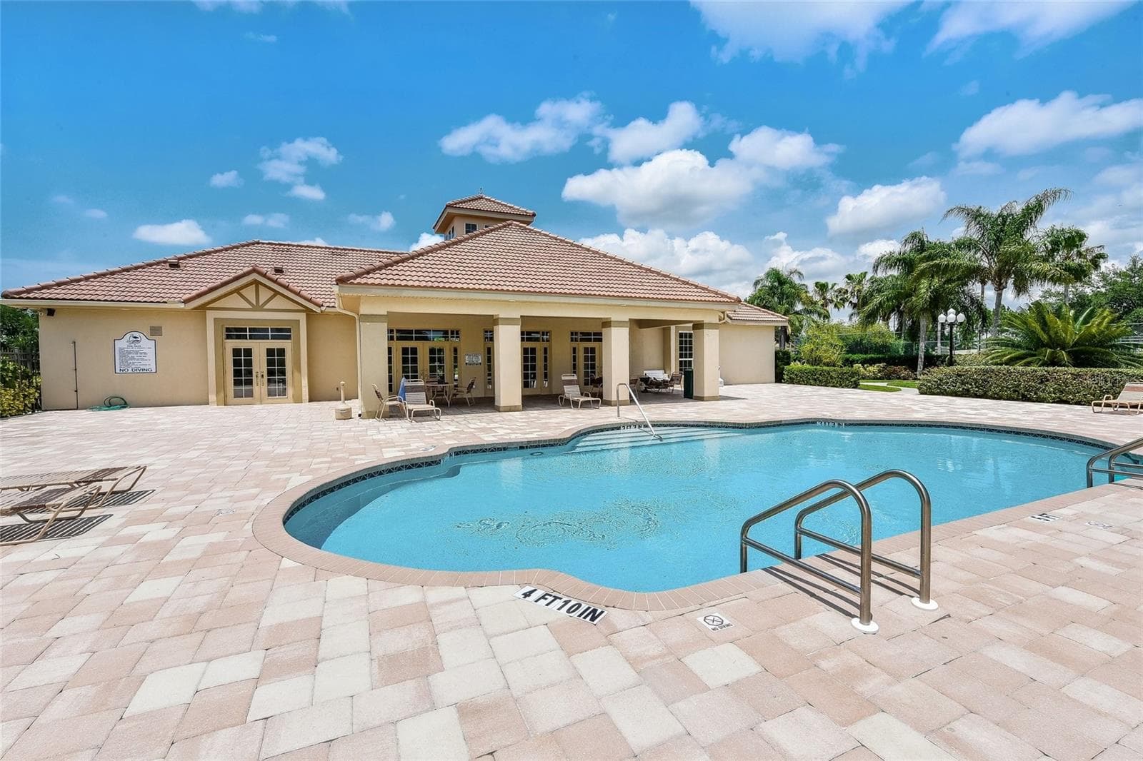 Single Family Residence at 2889 GRAZELAND DR, SARASOTA, photo 53 of 60